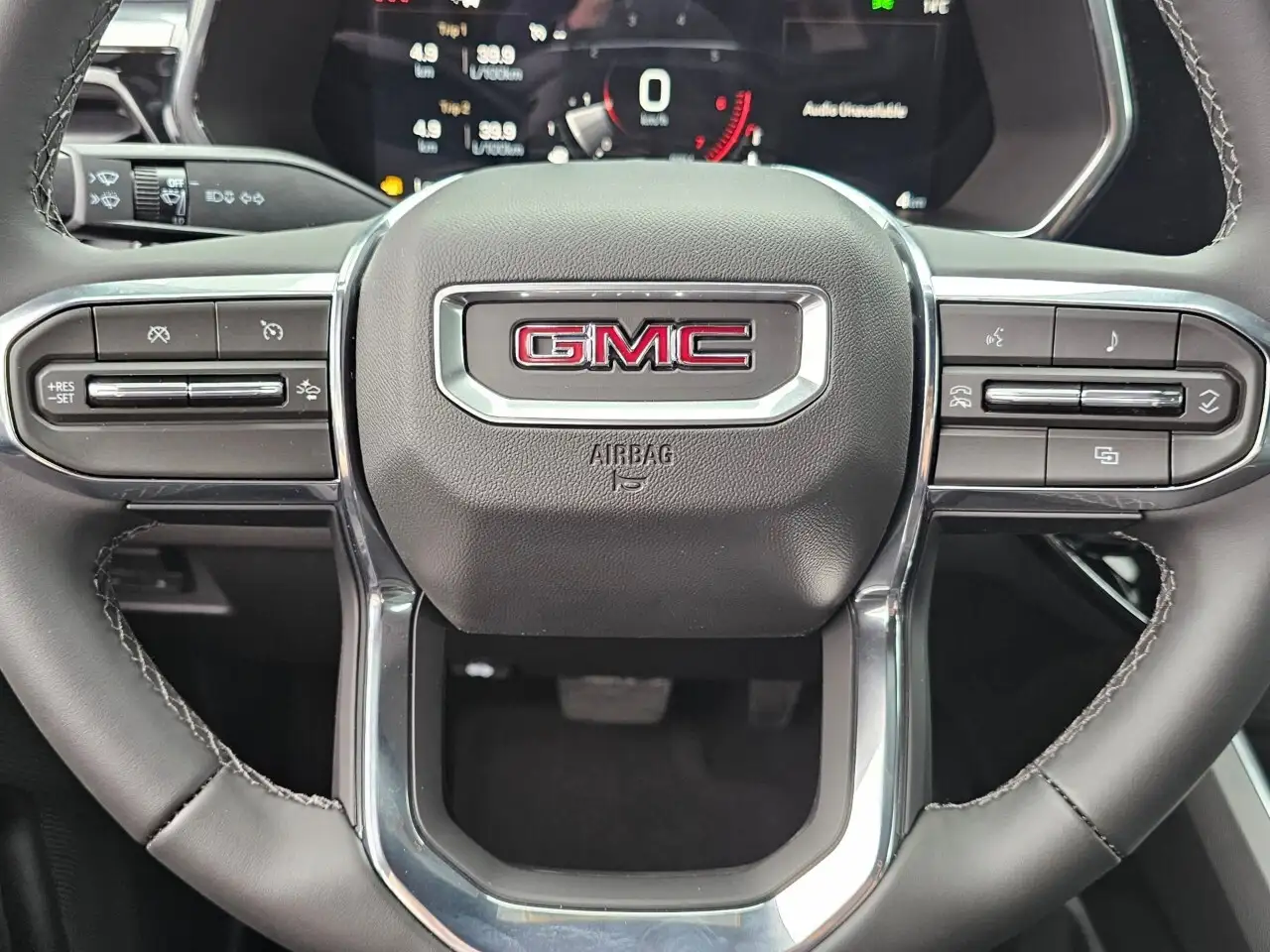 GMC Canyon снимка GMC Canyon