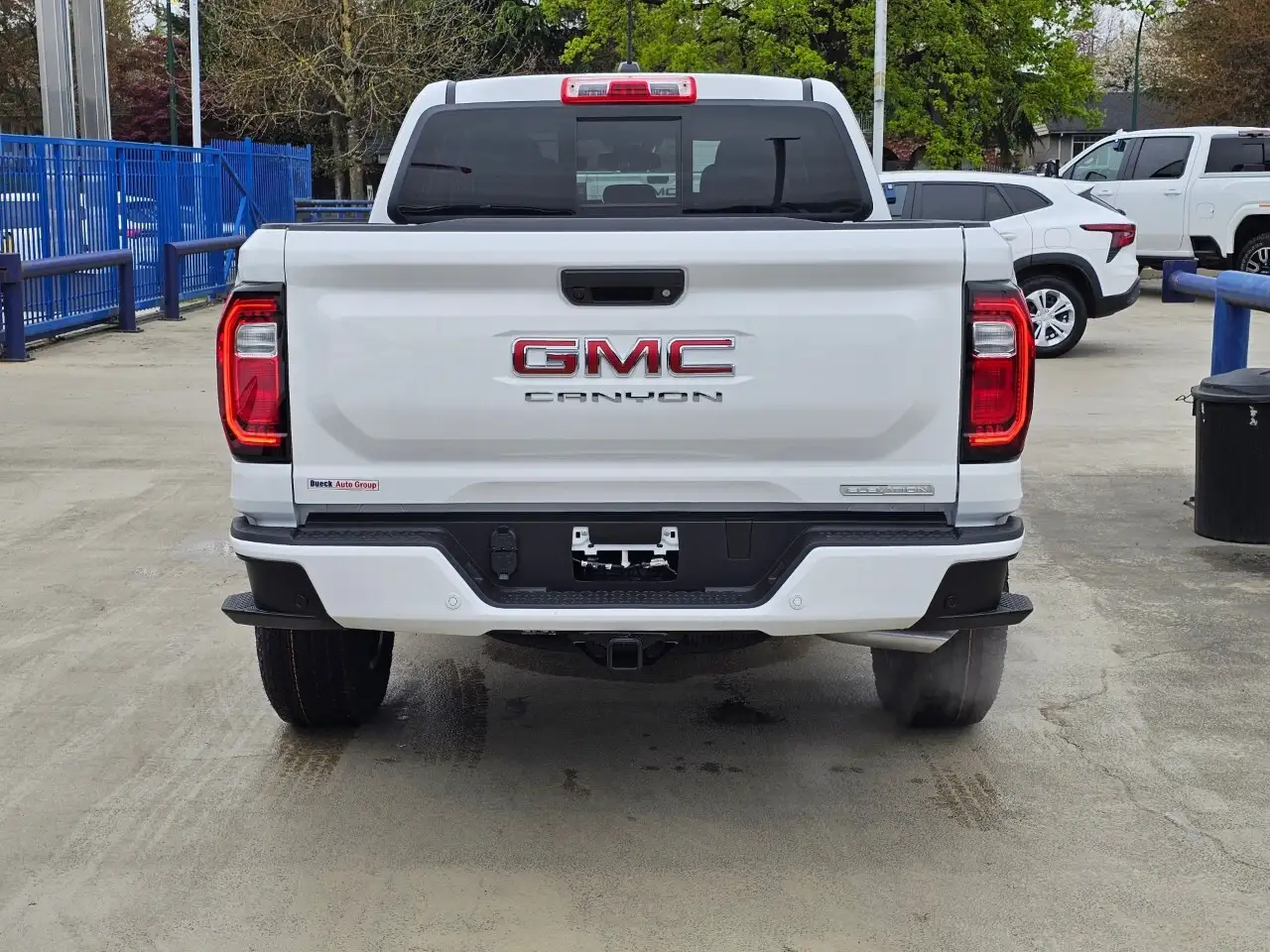 GMC Canyon снимка GMC Canyon