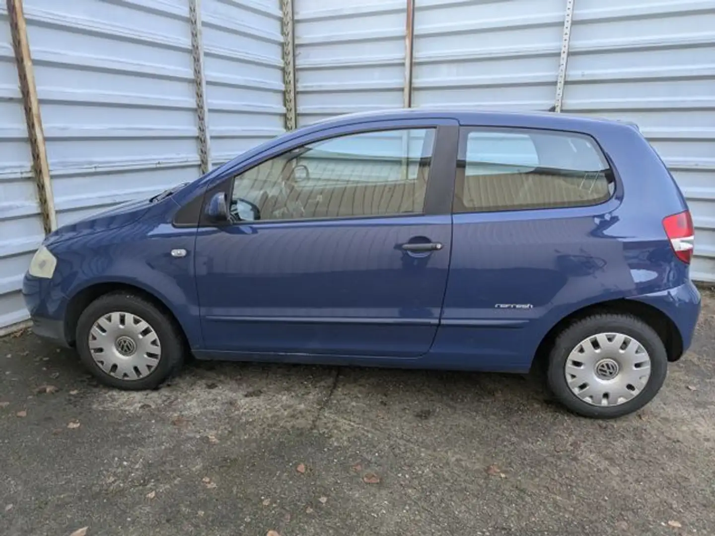Volkswagen Fox 1.2 Refresh*läuft nur auf 2 Zylindern* Bleu - 2