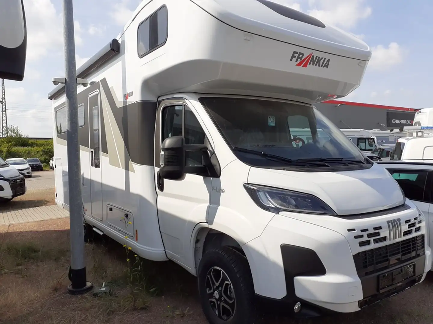 Frankia A 740 PLUS F-LINE EA 4,5T Weiß - 1