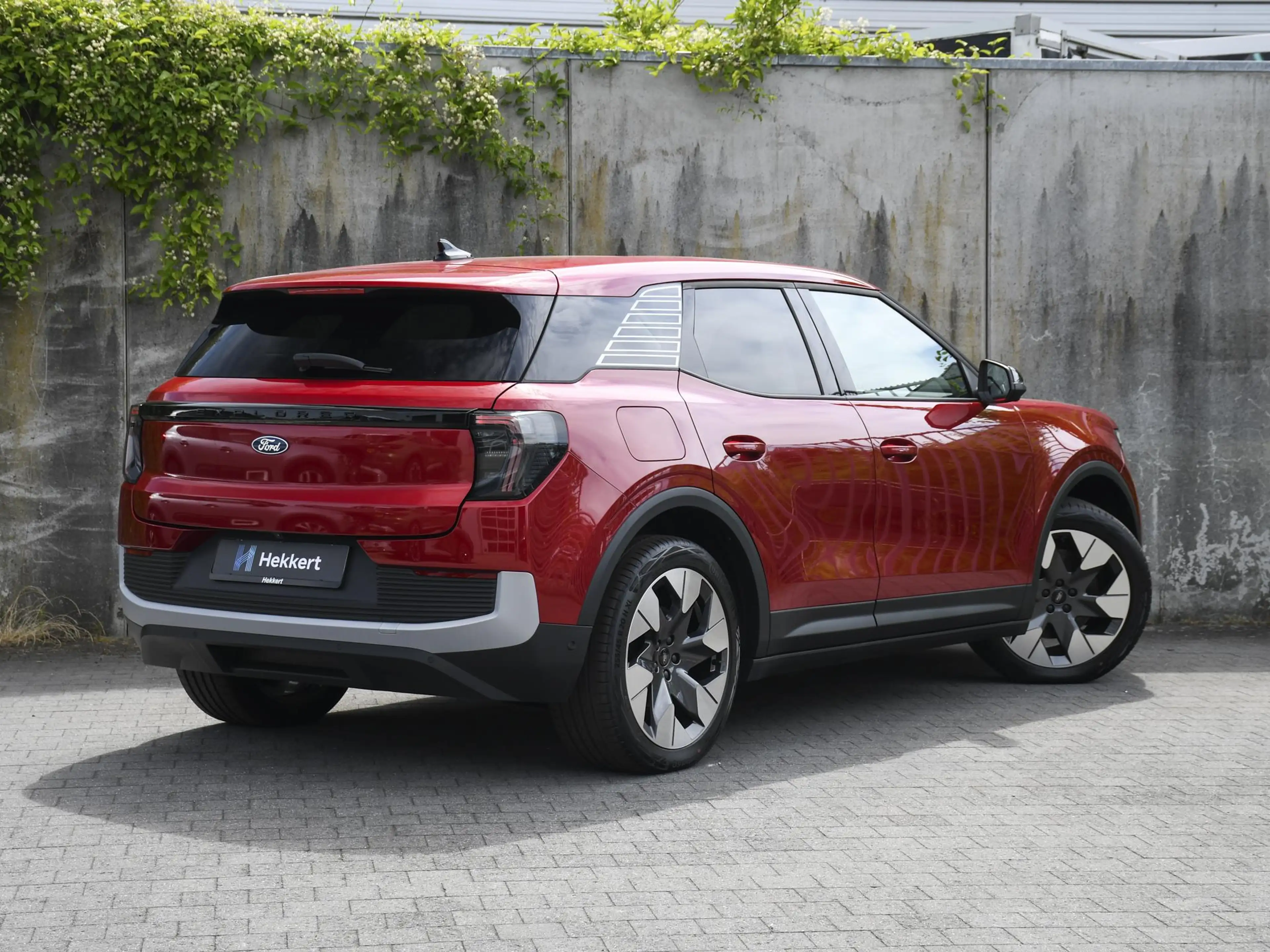 Ford Explorer Extended Range 77 kWh 286pk RWD Automaat 20''LM | — photo 5