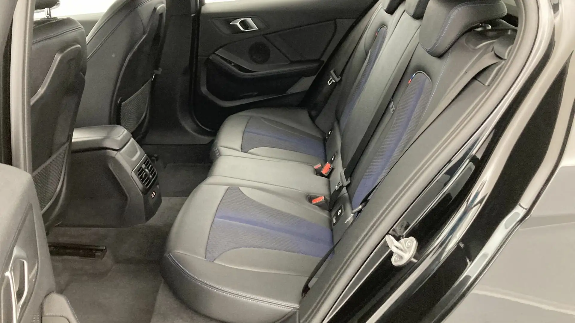 BMW 118 118i Negro - 2