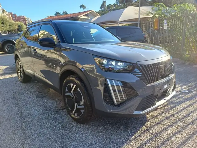 Peugeot 2008 1200 HYBRID GT 145CV E-DCS6 CARPLAY CAM 3DCOCKPIT