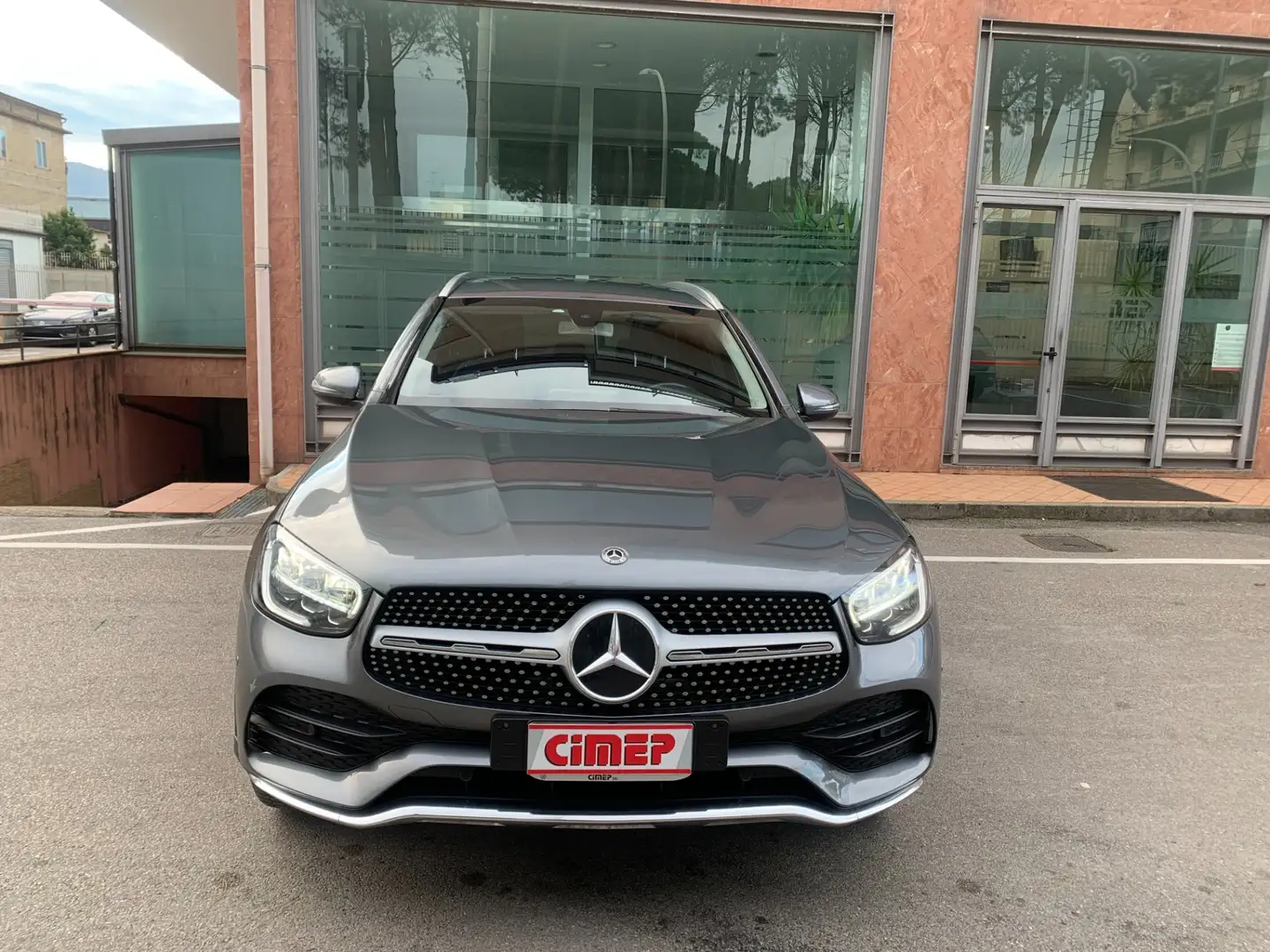 Mercedes-Benz GLC 220 GLC 220 d 4Matic Premium Grigio - 2