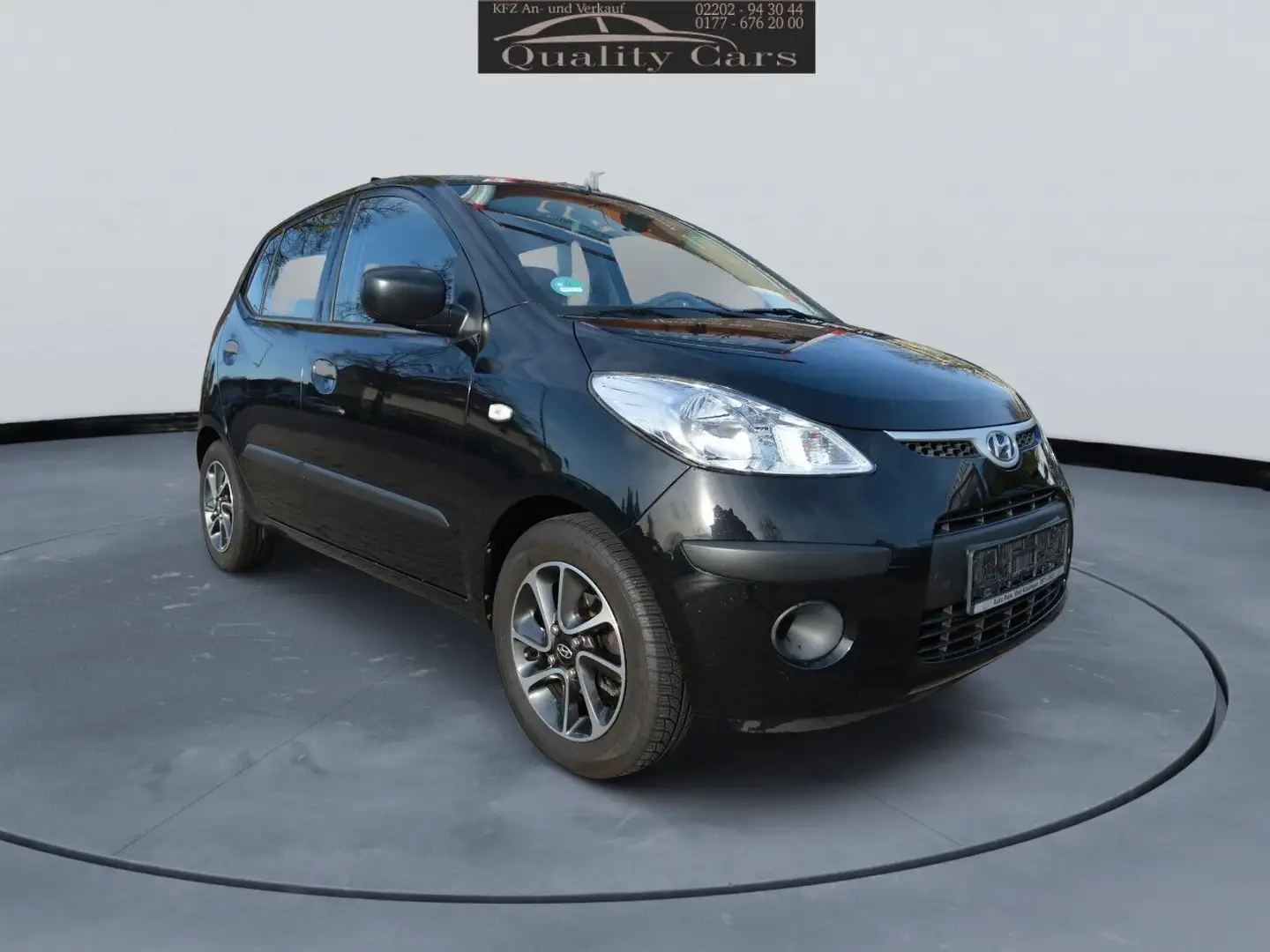 Hyundai i10 Edition+ 96.000km Schwarz - 1