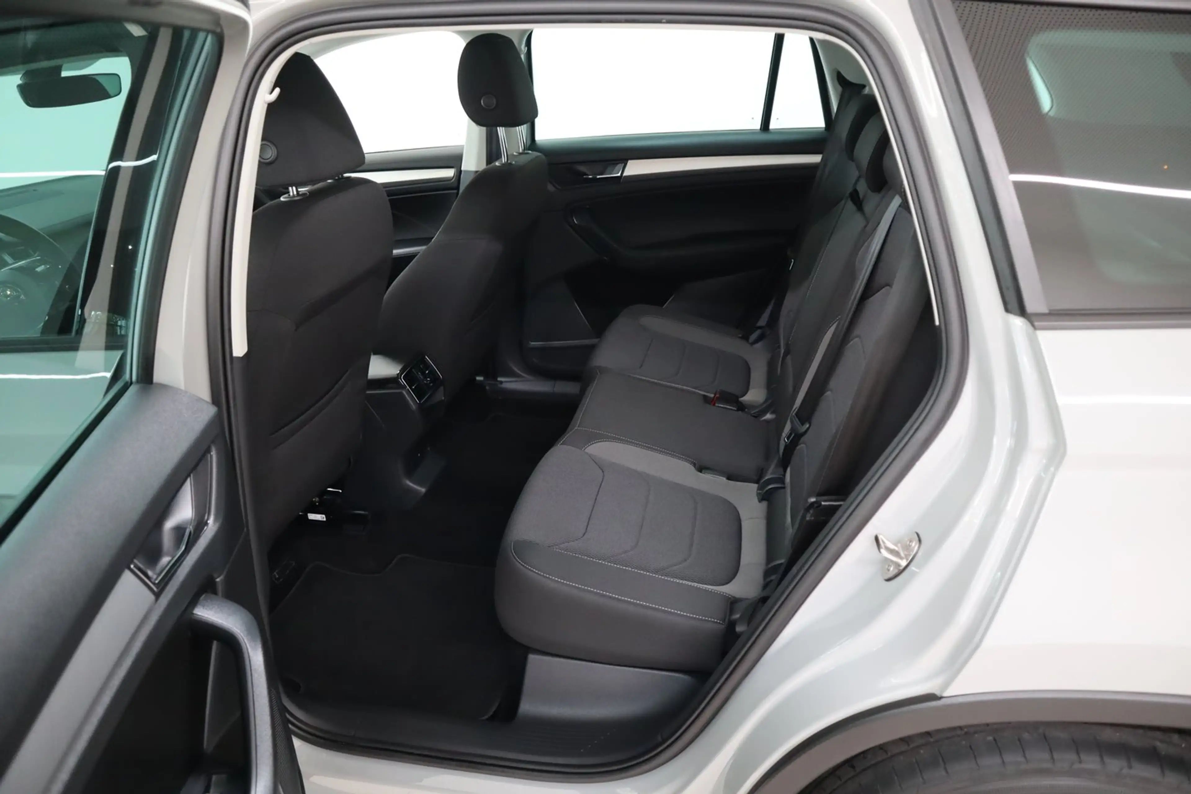 Skoda Kodiaq Ambition SC TDI DSG — photo 9