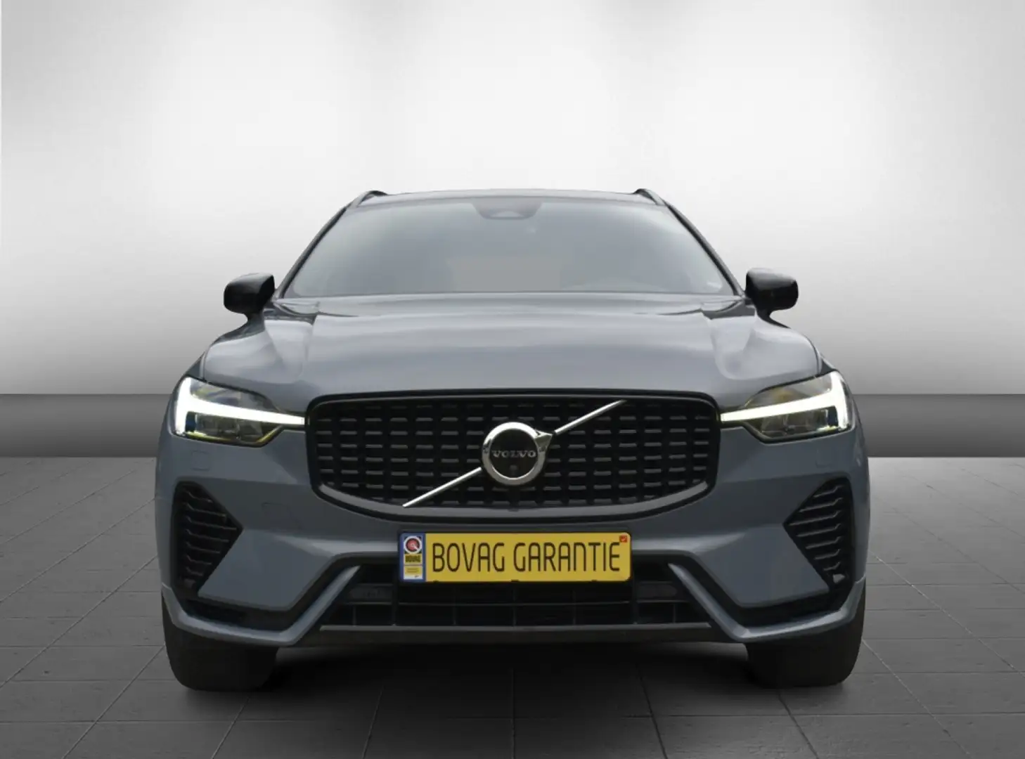 Volvo XC60 XC 60 T6 AWD Plus Dark Plug-In (EURO 6d) Grijs - 2