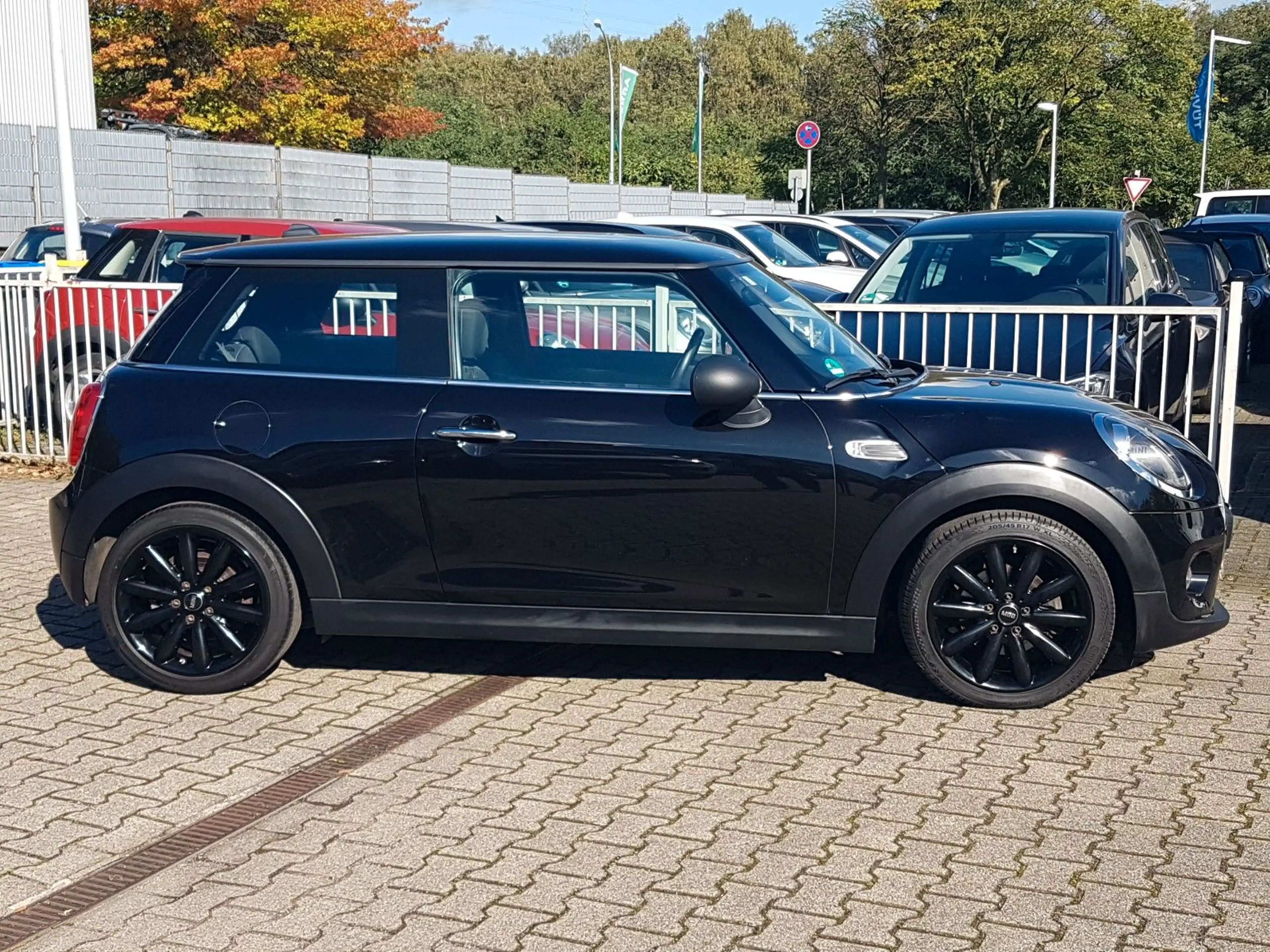 MINI One One Blackyard Sitzheizung 17"Alu Klimaautomatik — photo 6