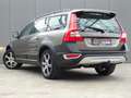 Volvo XC70 2.4 D5 Momentum * YOUNGTIMER !! Grijs - thumbnail 3