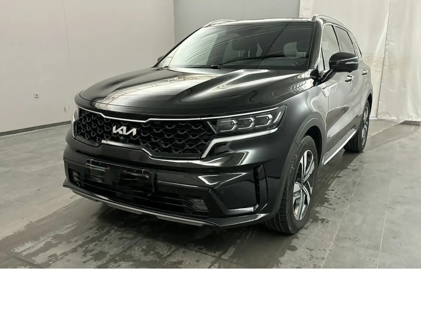 Kia Sorento Platinum 4WD Plug-In Hybrid Pannor Schwarz - 1