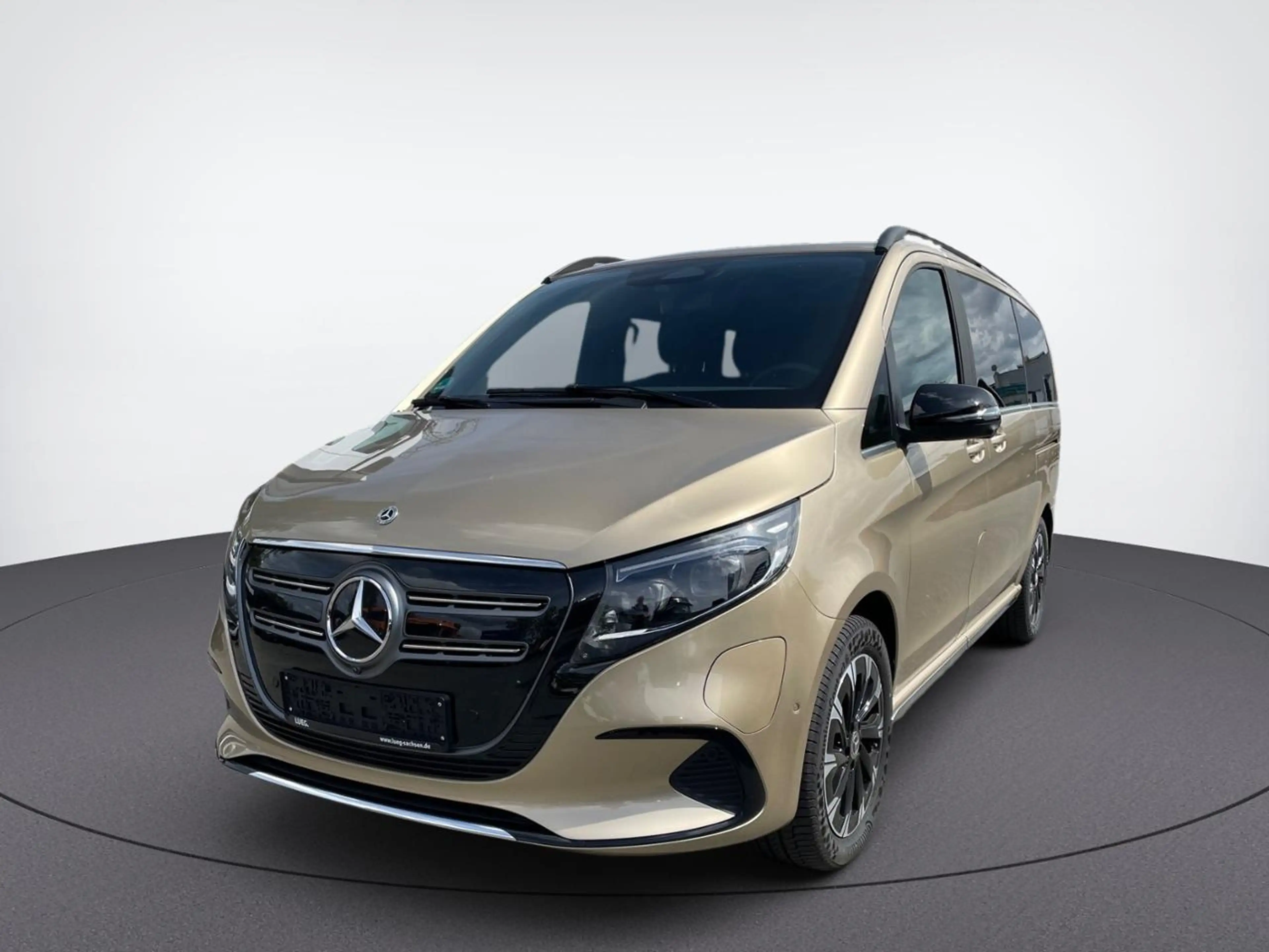 Mercedes-Benz EQV 300 AVANTGARDE Lang Burmester Distronic 360 — photo 2