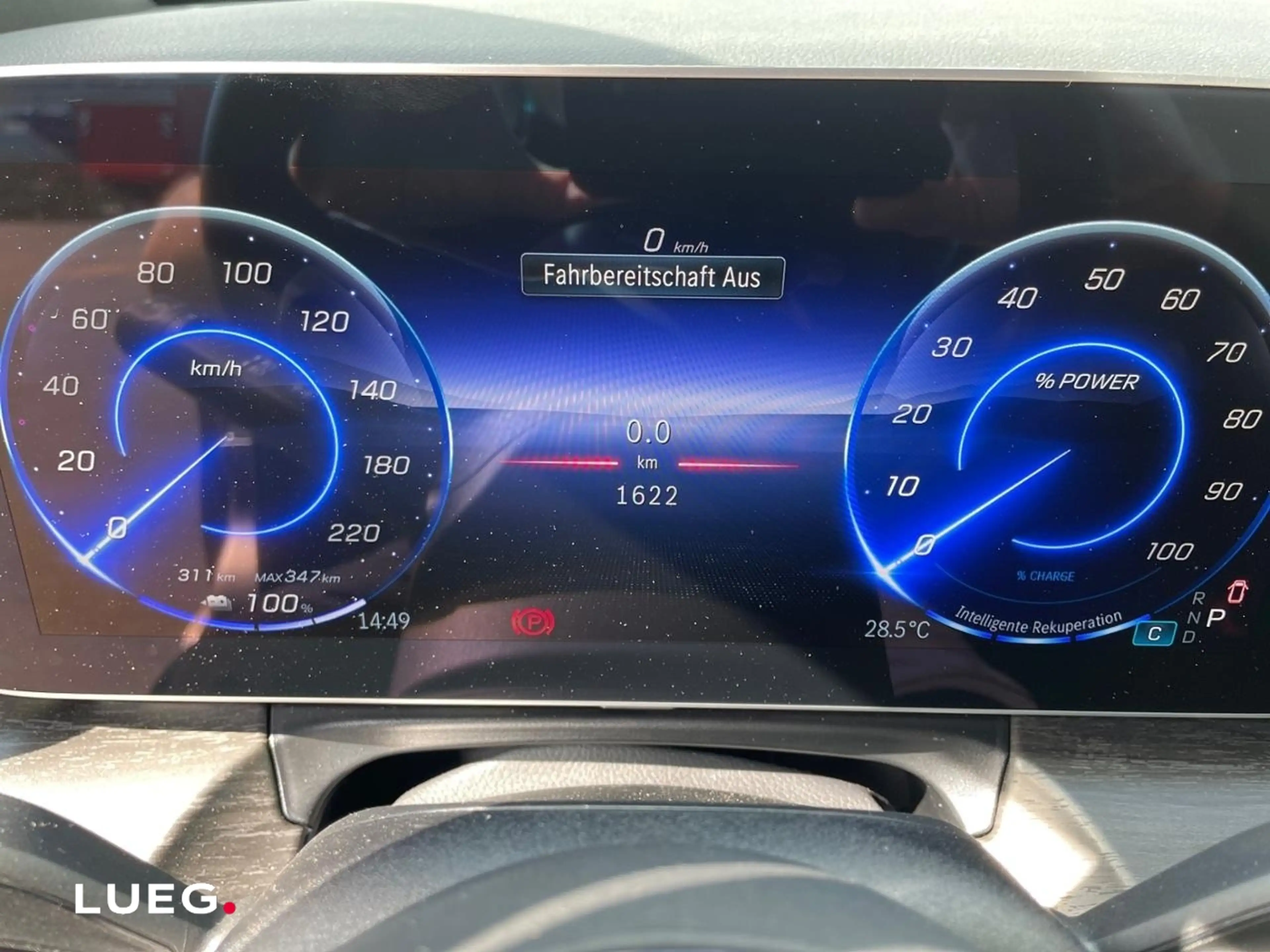 Mercedes-Benz EQV 300 AVANTGARDE Lang Burmester Distronic 360 — photo 15