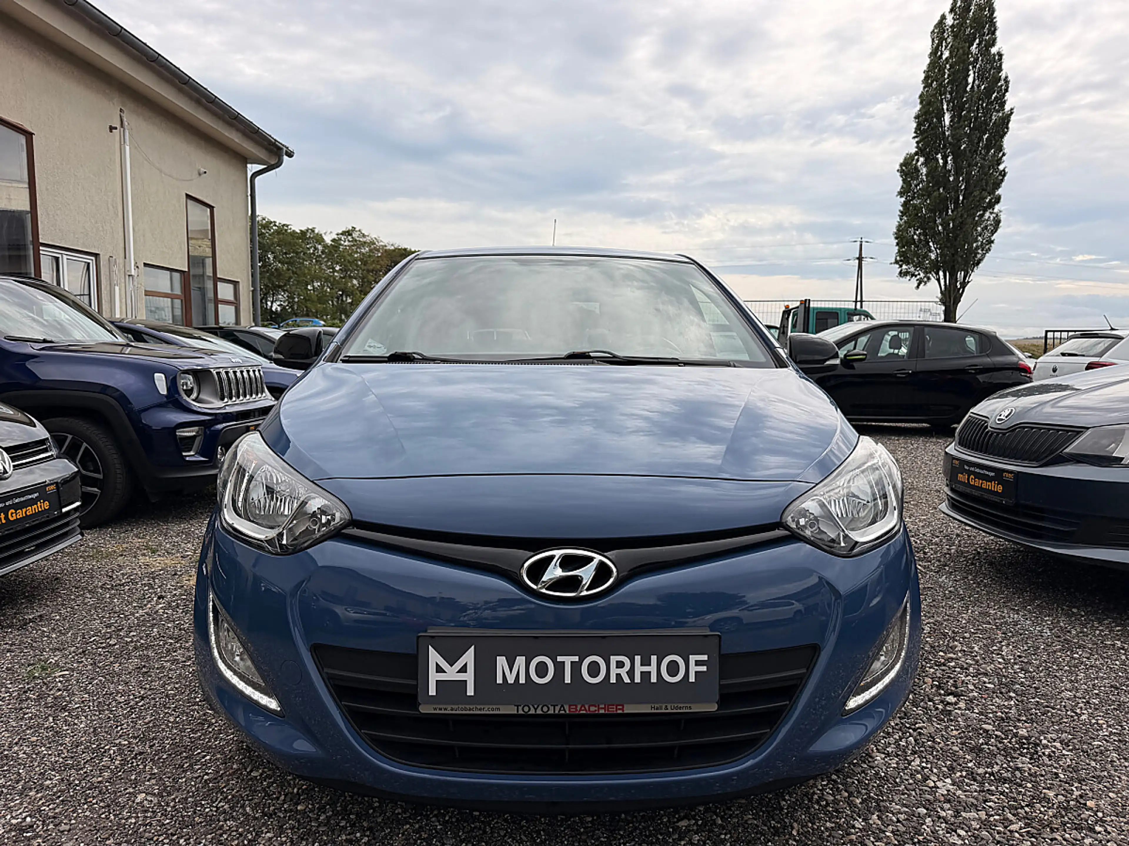 Hyundai i20 1.2 Go · Bremsen rundum neu · Klimaanlage · Tem... — photo 3