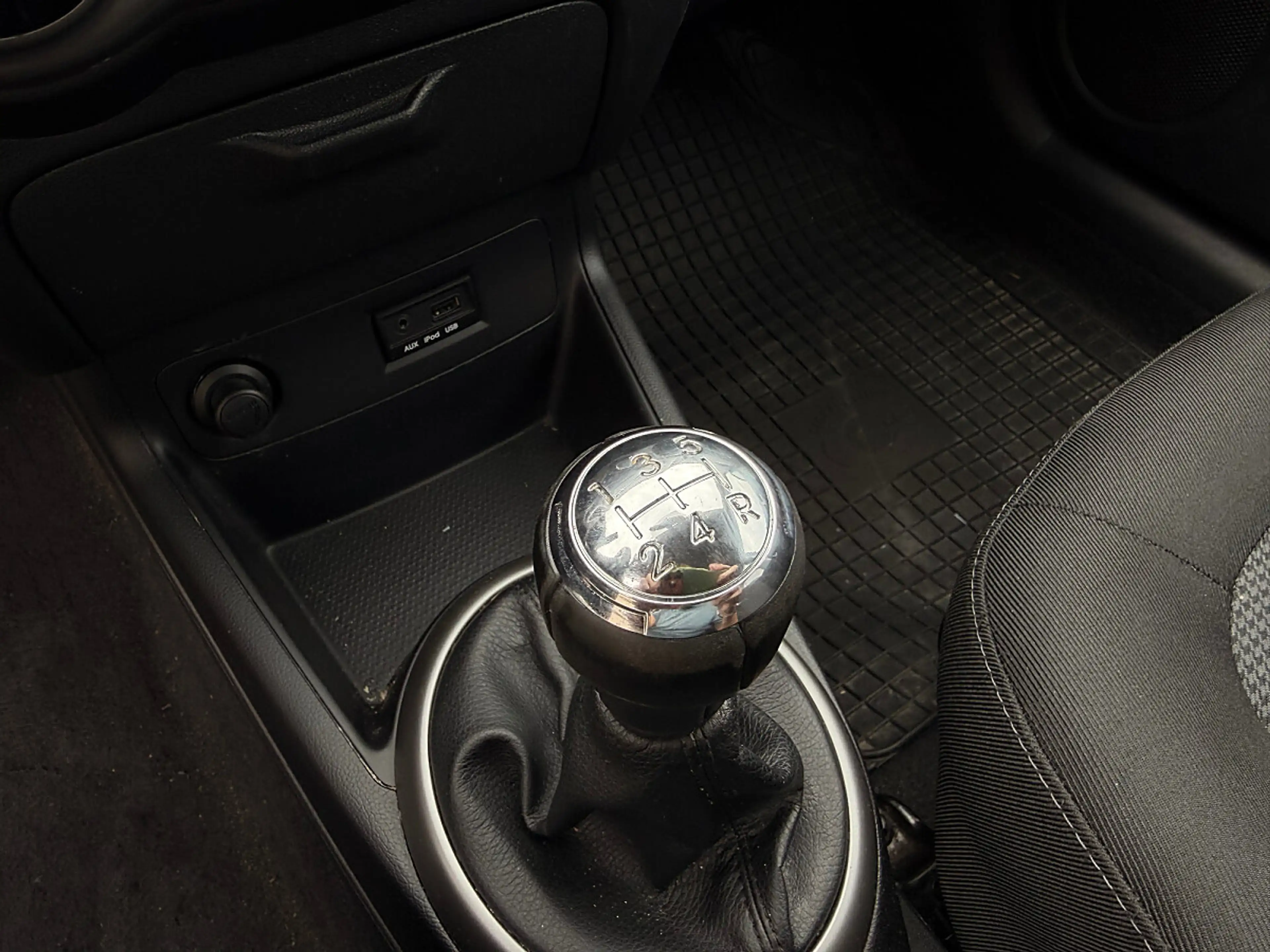 Hyundai i20 1.2 Go · Bremsen rundum neu · Klimaanlage · Tem... — photo 15
