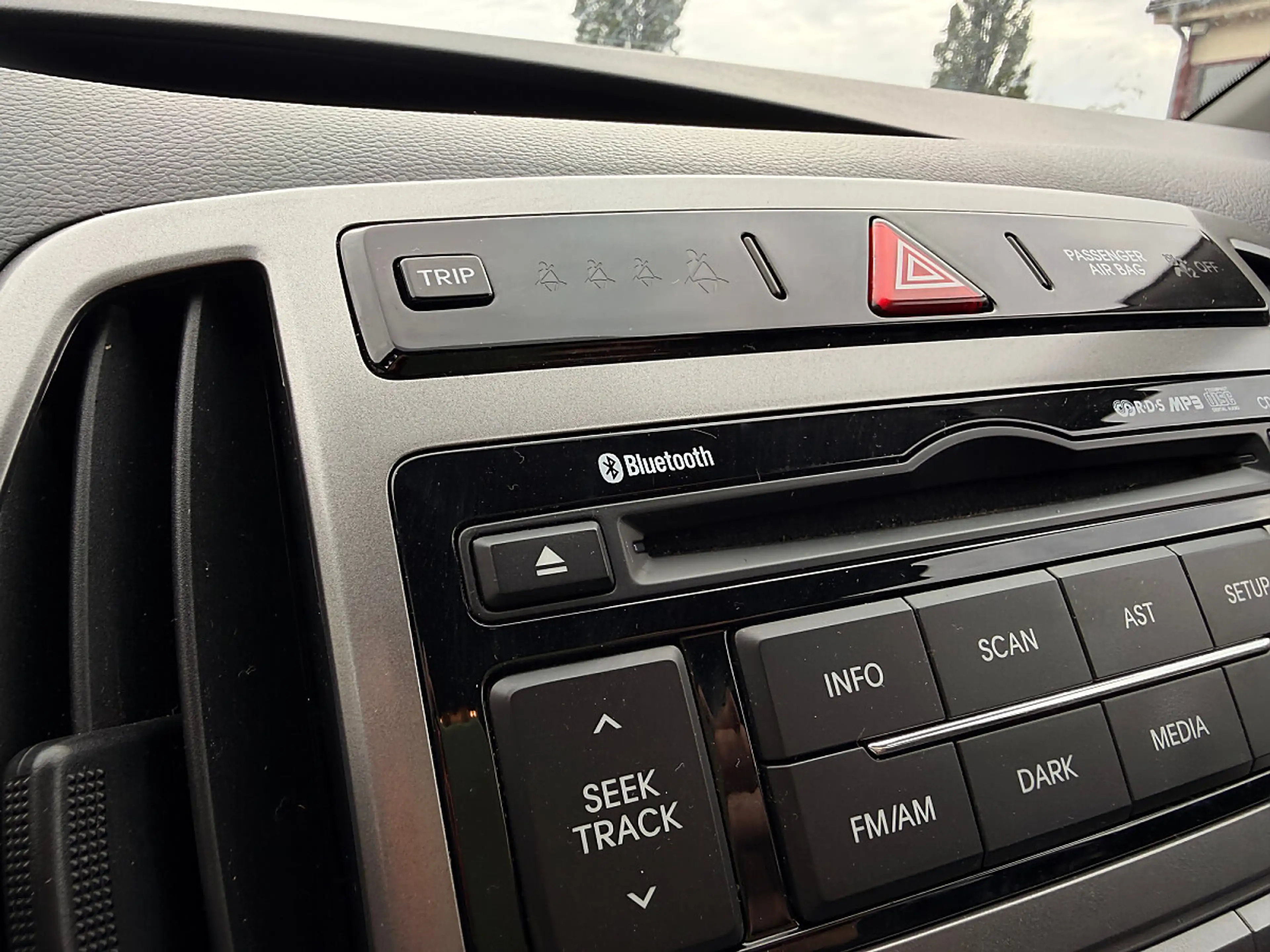Hyundai i20 1.2 Go · Bremsen rundum neu · Klimaanlage · Tem... — photo 12
