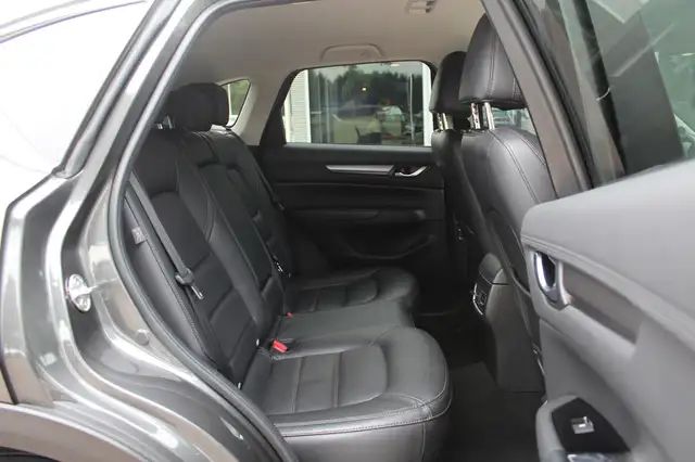 Mazda CX-5 view 8