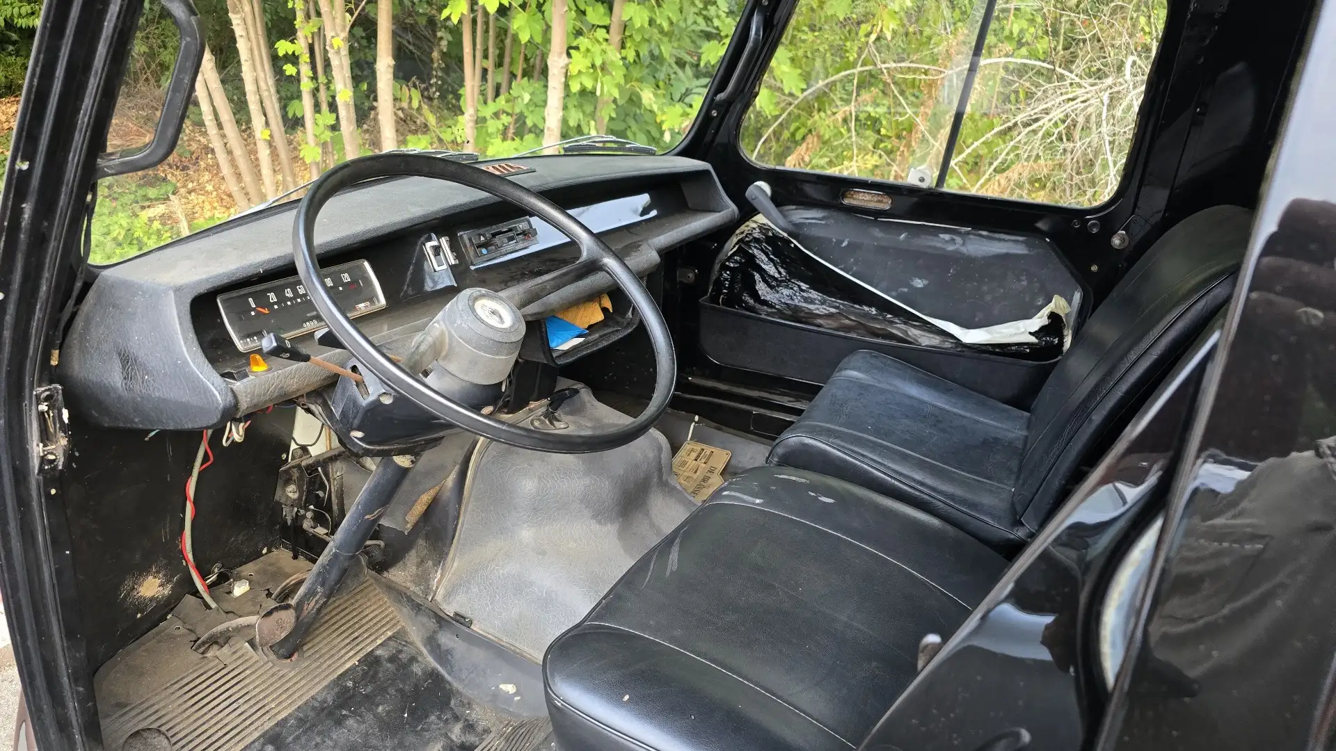 Oldtimer Renault - 2