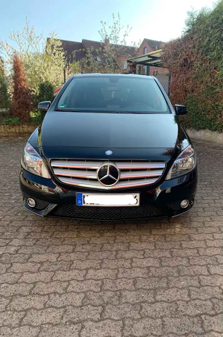 Mercedes-Benz B 180 W246 Navi Klima Top Zustand Schwarz - 2