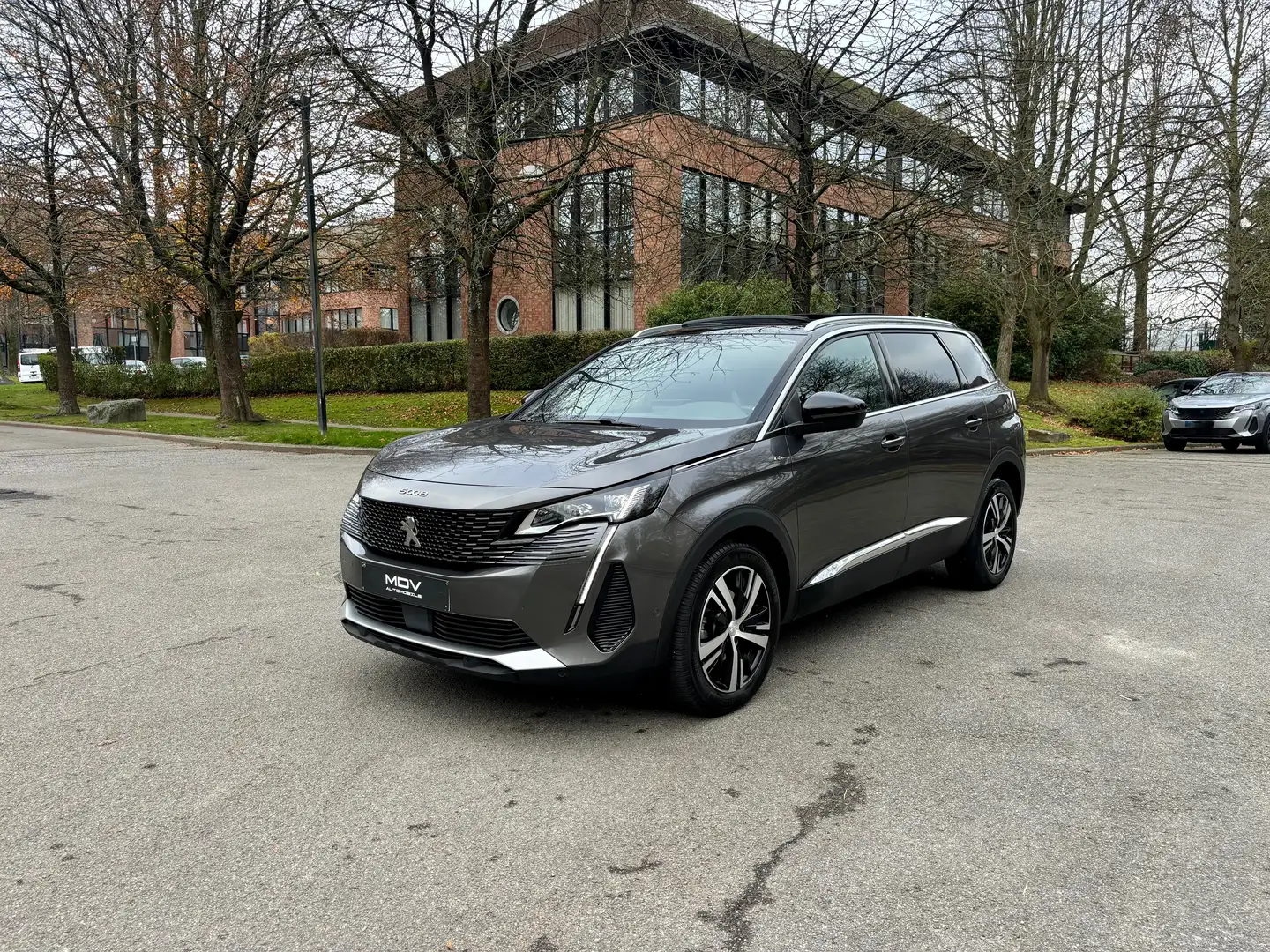 Peugeot 5008 2.0 BlueHDi GT * 7P - PANO - LED - CAMERA - NAVI * Grau - 2