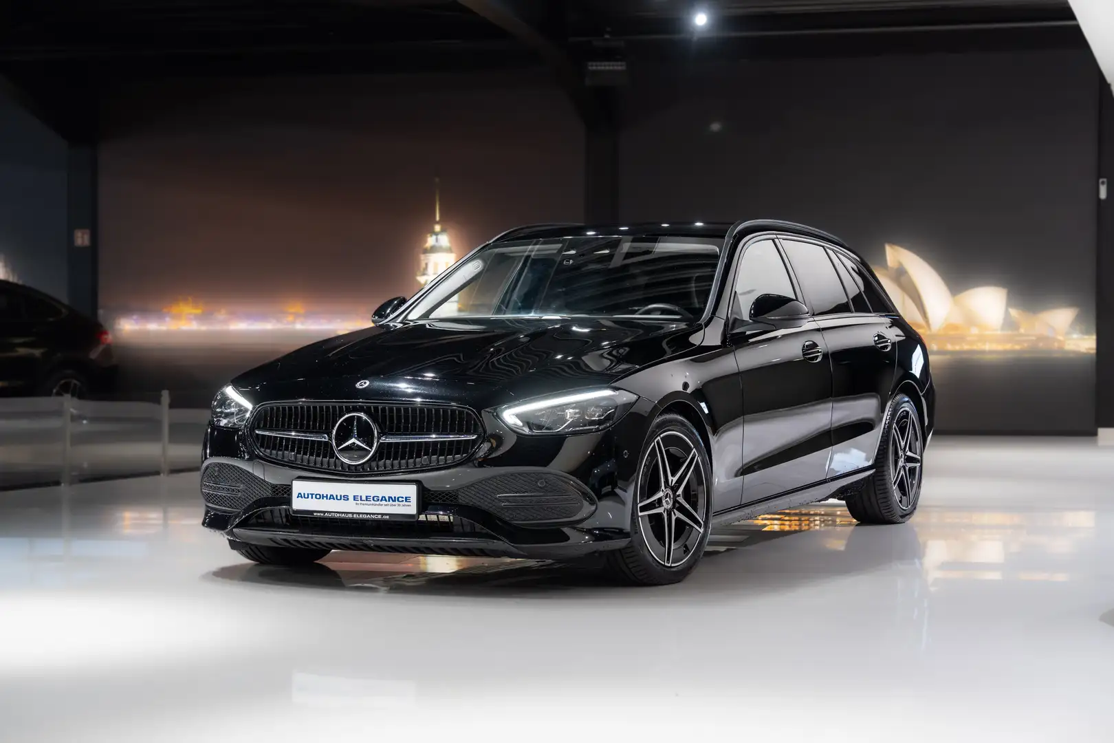 Mercedes-Benz C 300 T d*NIGHT-PAKET*1.HAND*KAMERA*NAVI*LED* Noir - 1