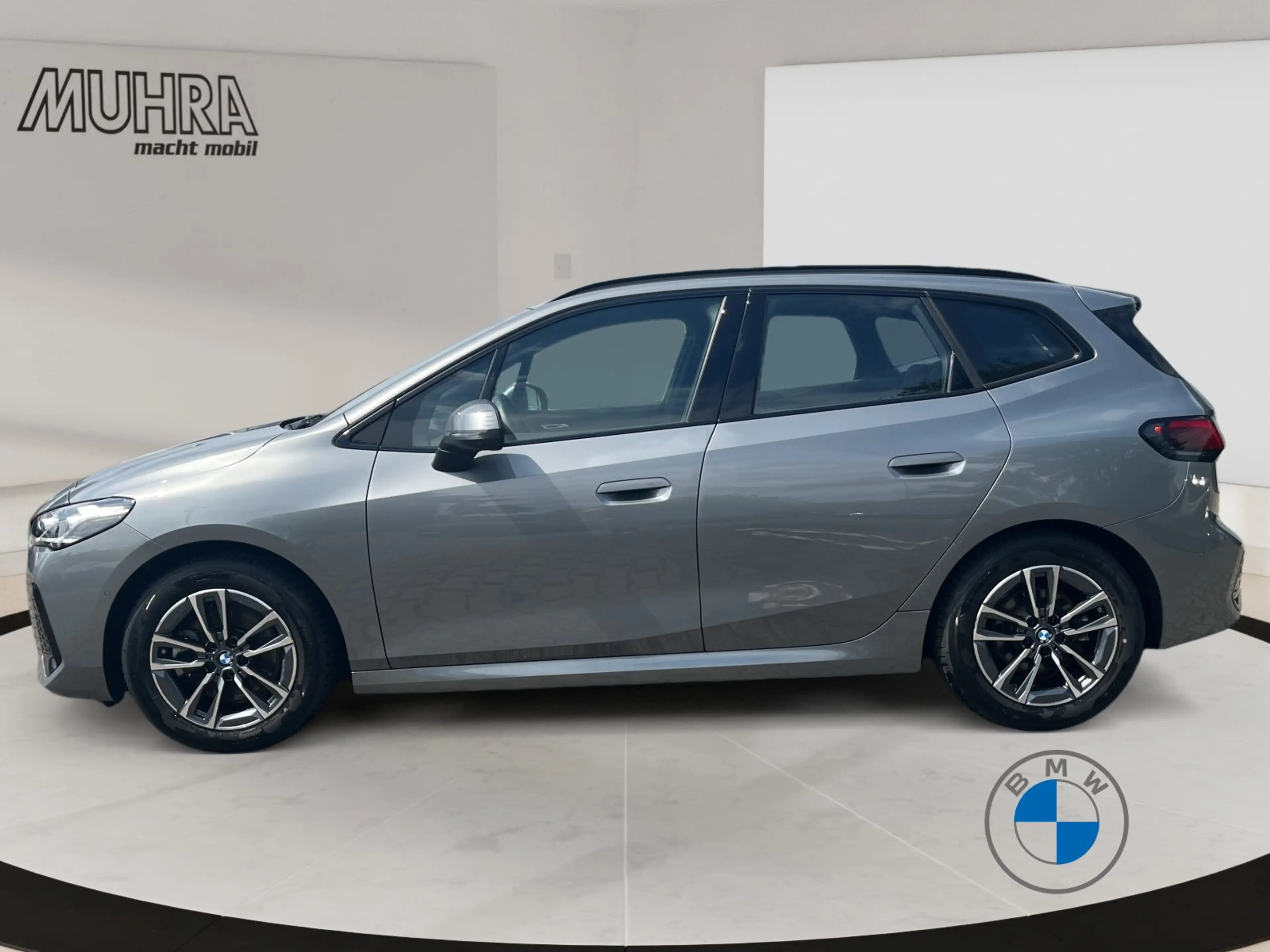 BMW 223 i xDrive M Sport 17" AHK Pano H/K — photo 3