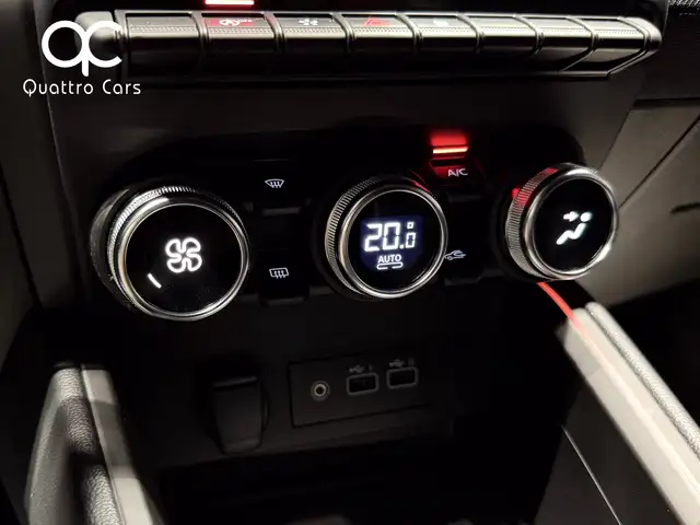 Renault Clio view 22