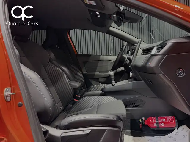 Renault Clio view 13