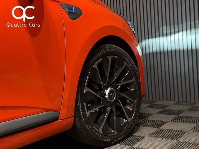 Renault Clio view 9