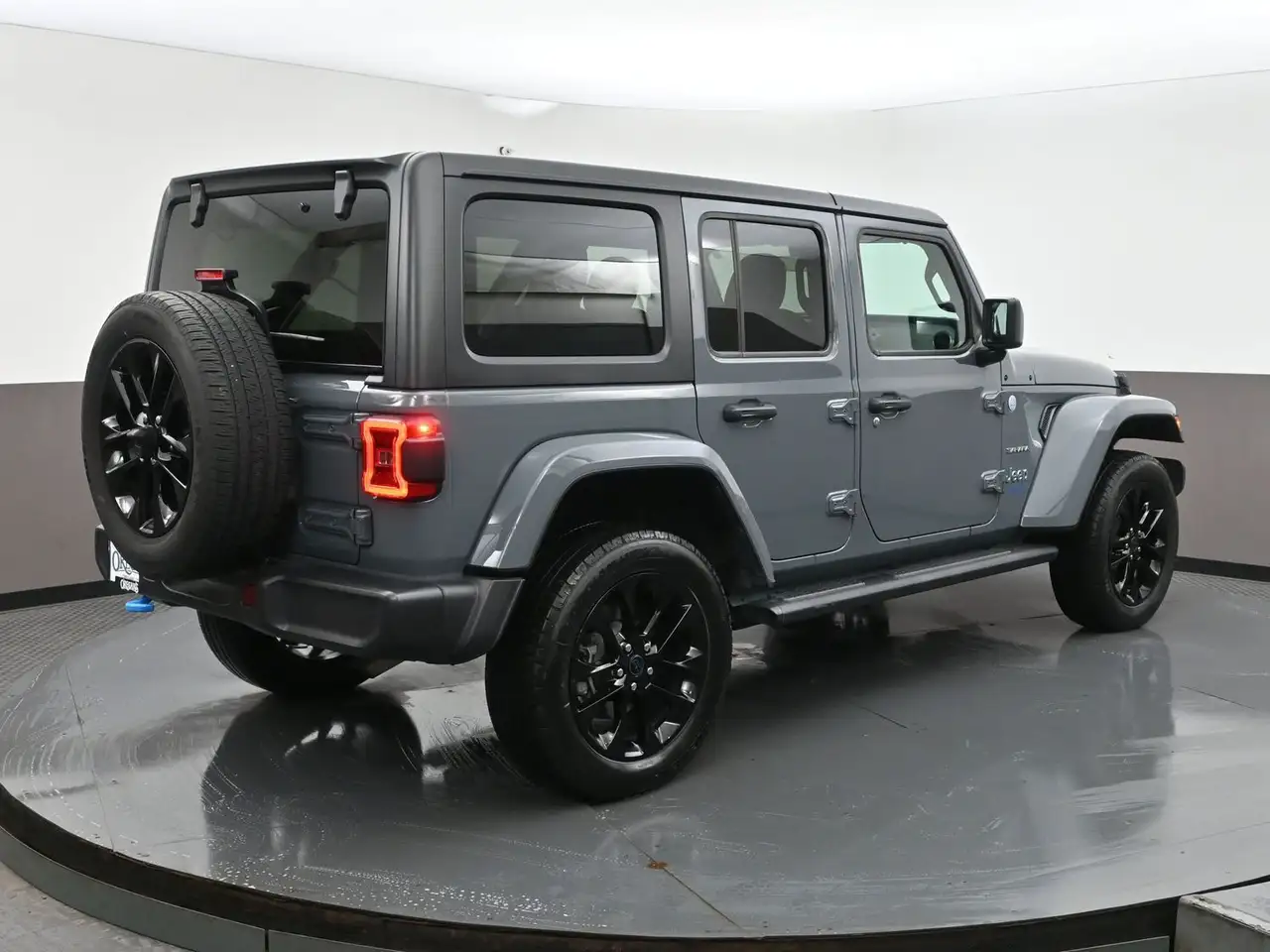 Jeep Wrangler снимка Jeep Wrangler