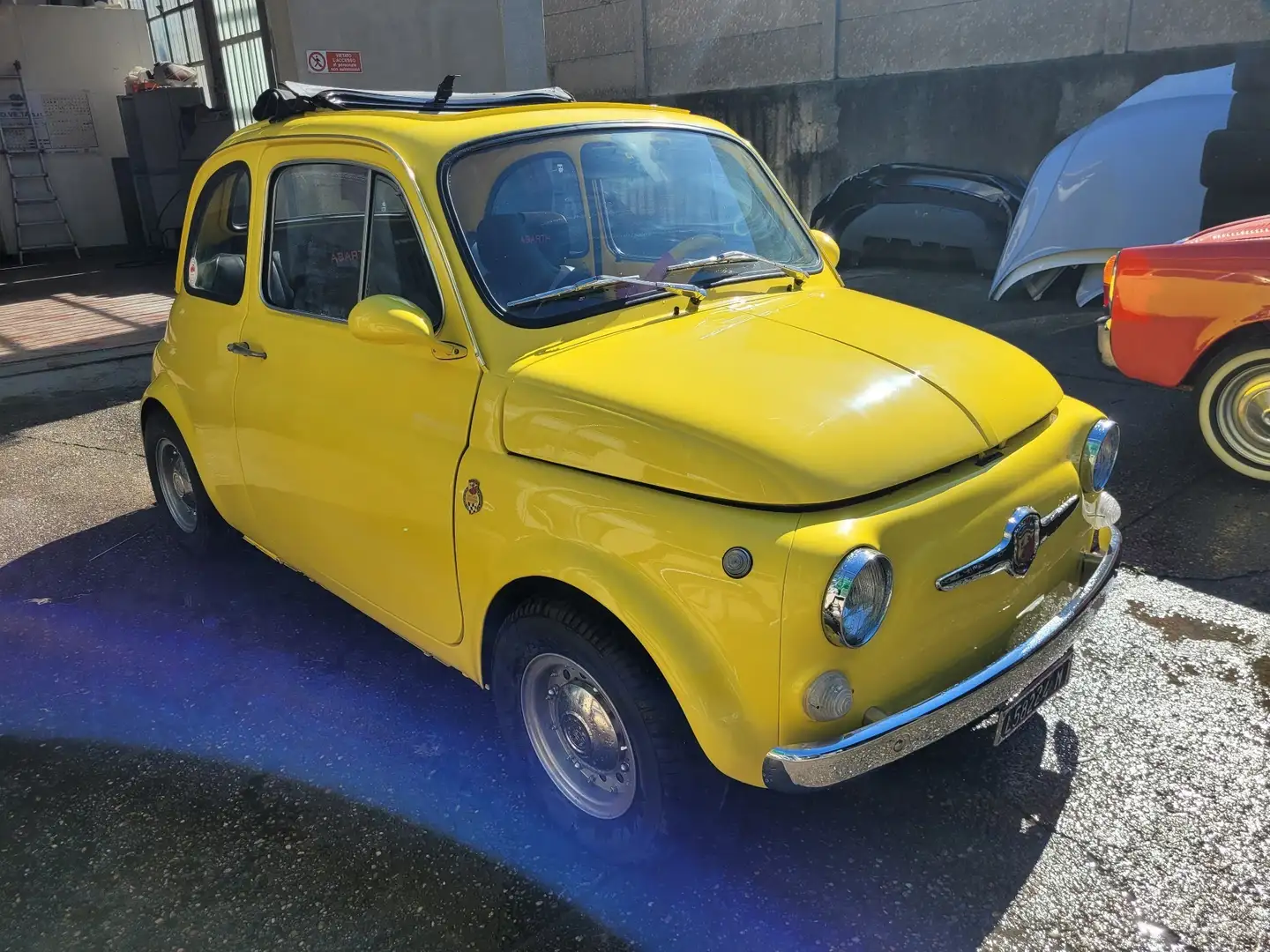 Fiat 500 Abarth Жовтий - 2