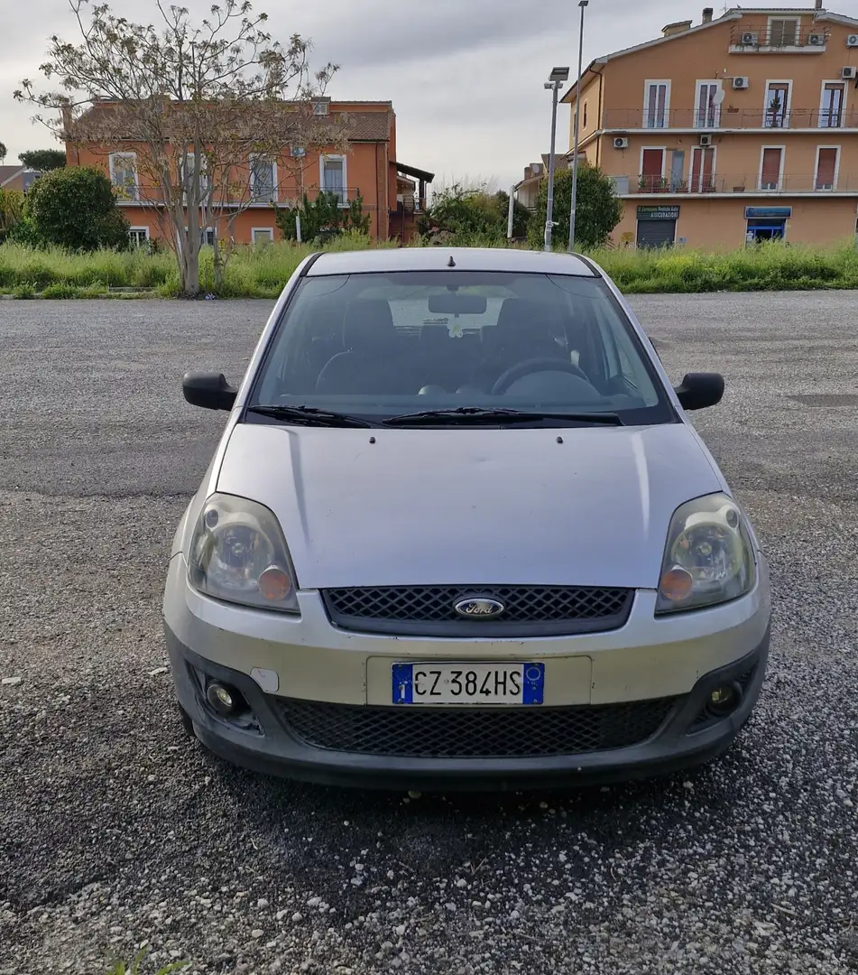 Ford Fiesta 5p 1.2 16v Ghia - 1