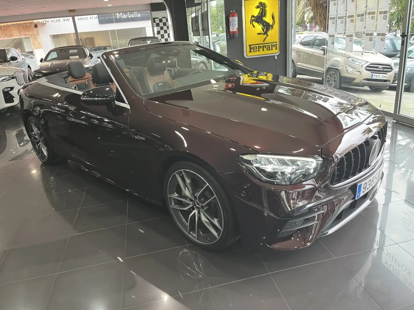 Mercedes-Benz E 53 AMG Cabrio 4Matic+ Speedshift TCT 9G Violett - 2