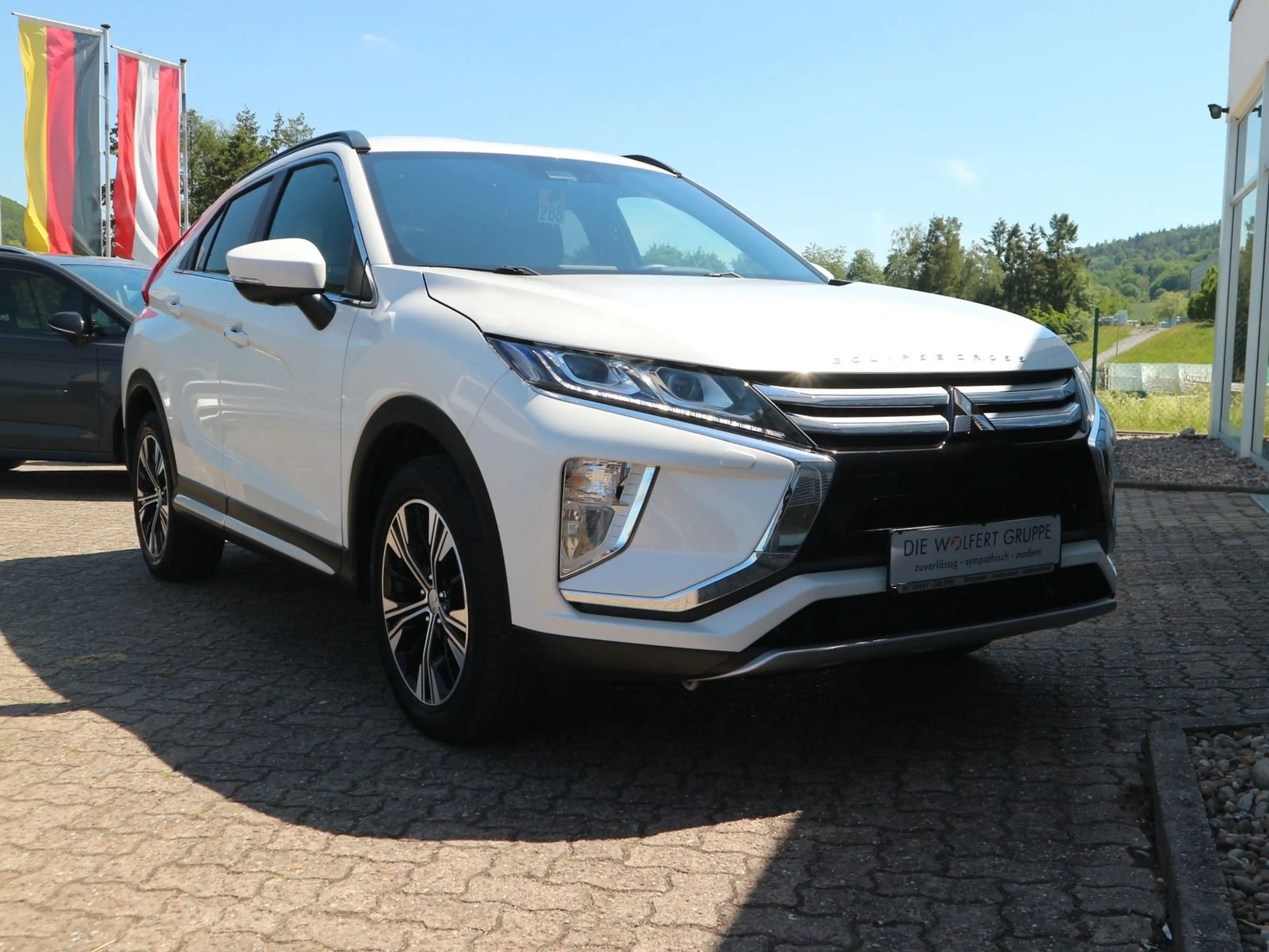Mitsubishi Eclipse Cross 2.2 DI-D 4WD Active+ 360° LED AHK — photo 4
