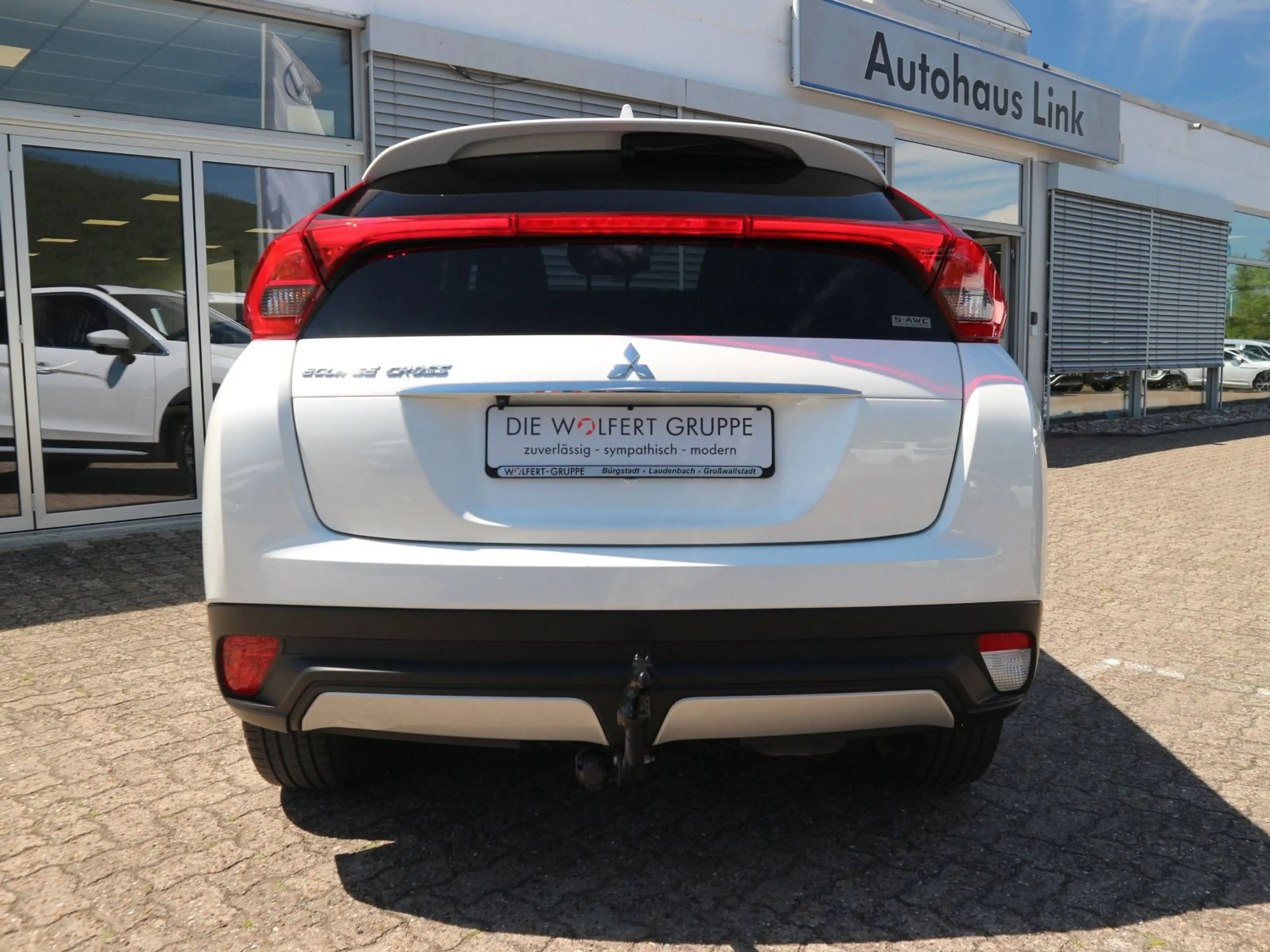 Mitsubishi Eclipse Cross 2.2 DI-D 4WD Active+ 360° LED AHK — photo 6