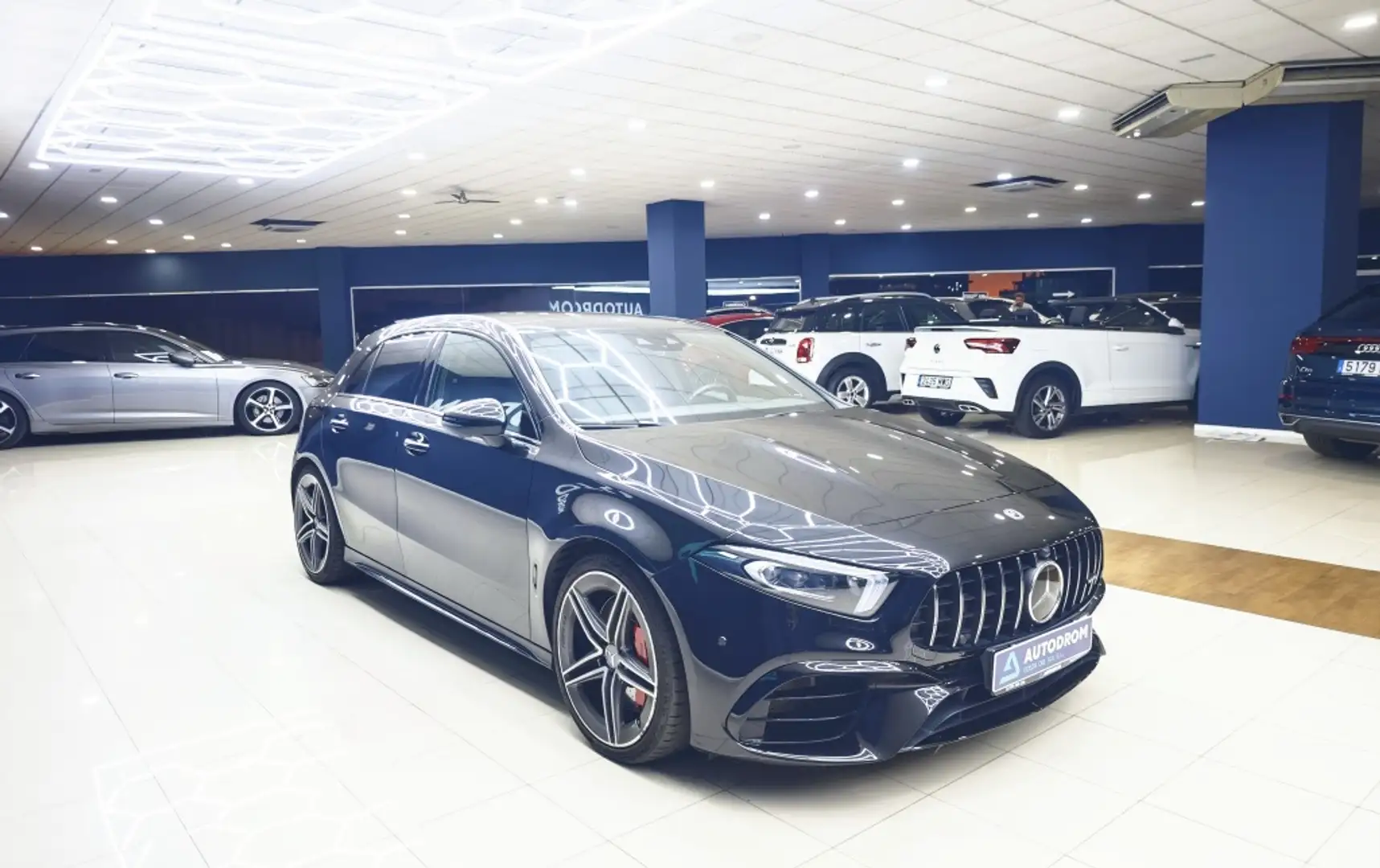 Mercedes-Benz A 45 AMG S 4Matic+ 8G-DCT Чёрный - 2