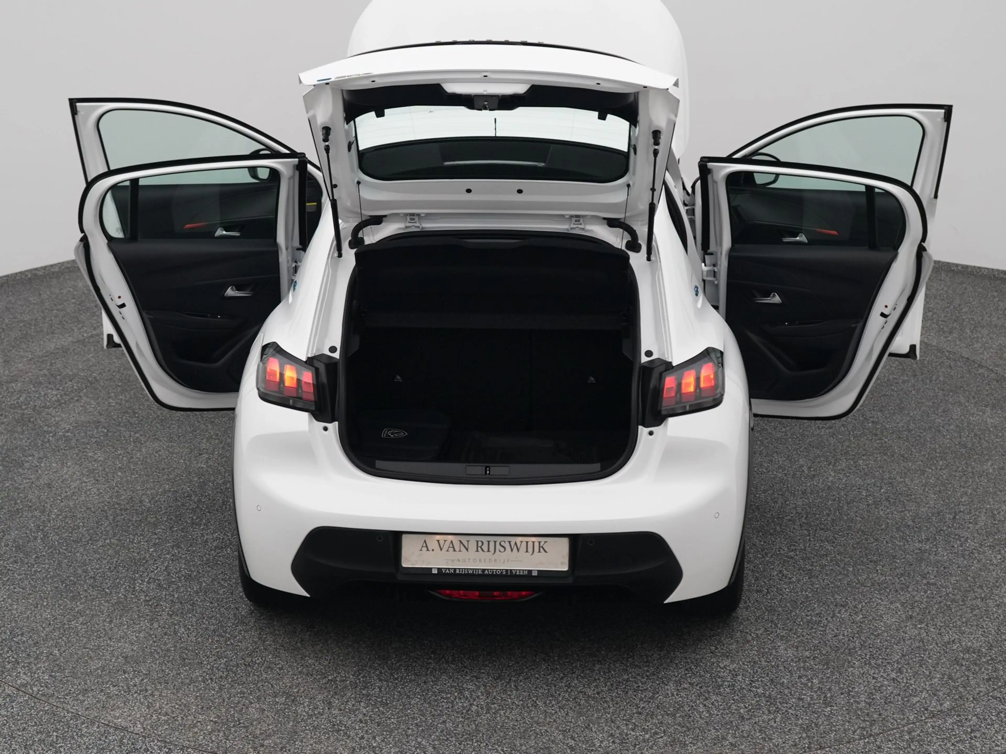 Peugeot e-208 EV Active 50 kWh | CARPLAY — photo 30