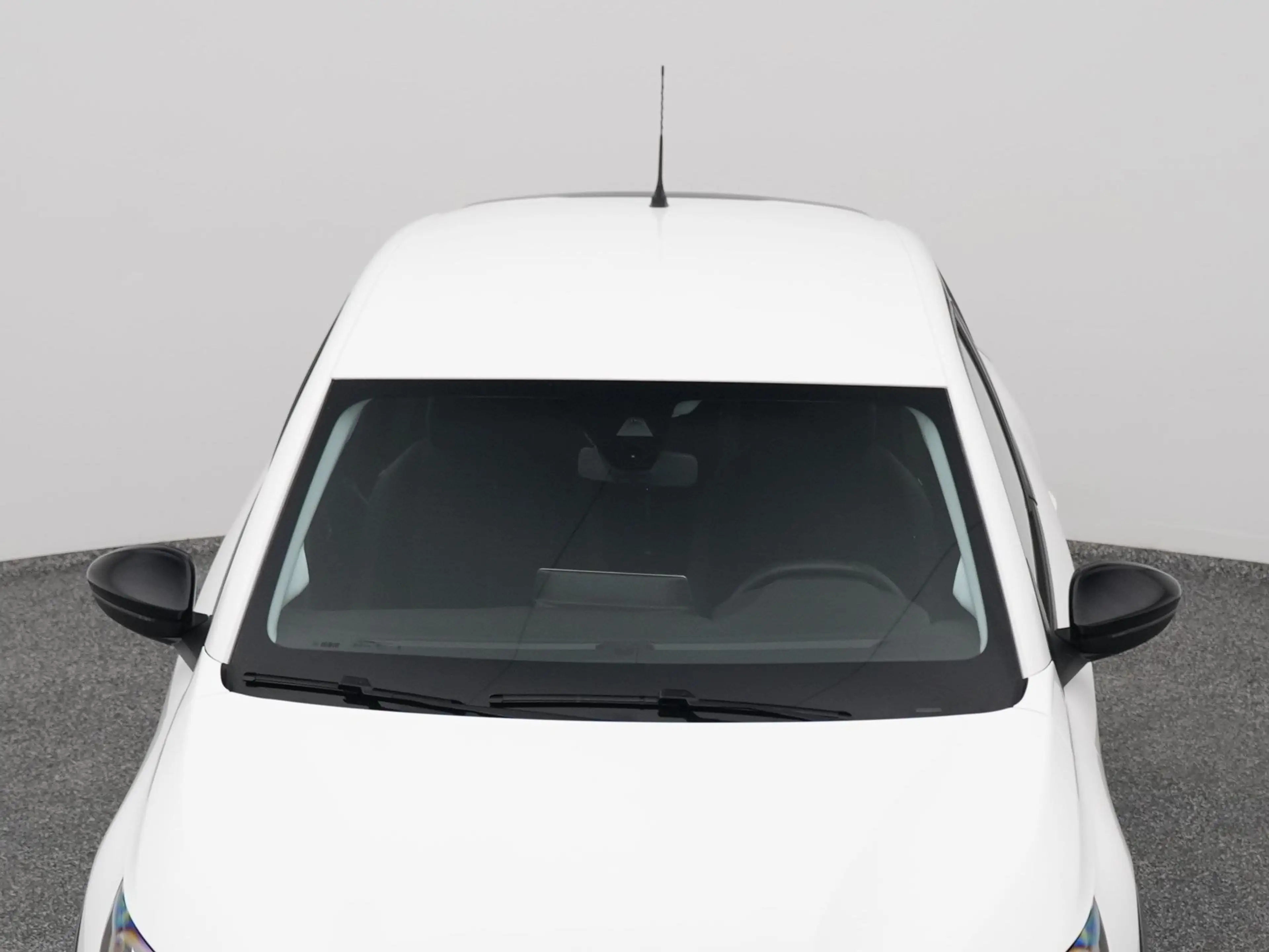 Peugeot e-208 EV Active 50 kWh | CARPLAY — photo 33