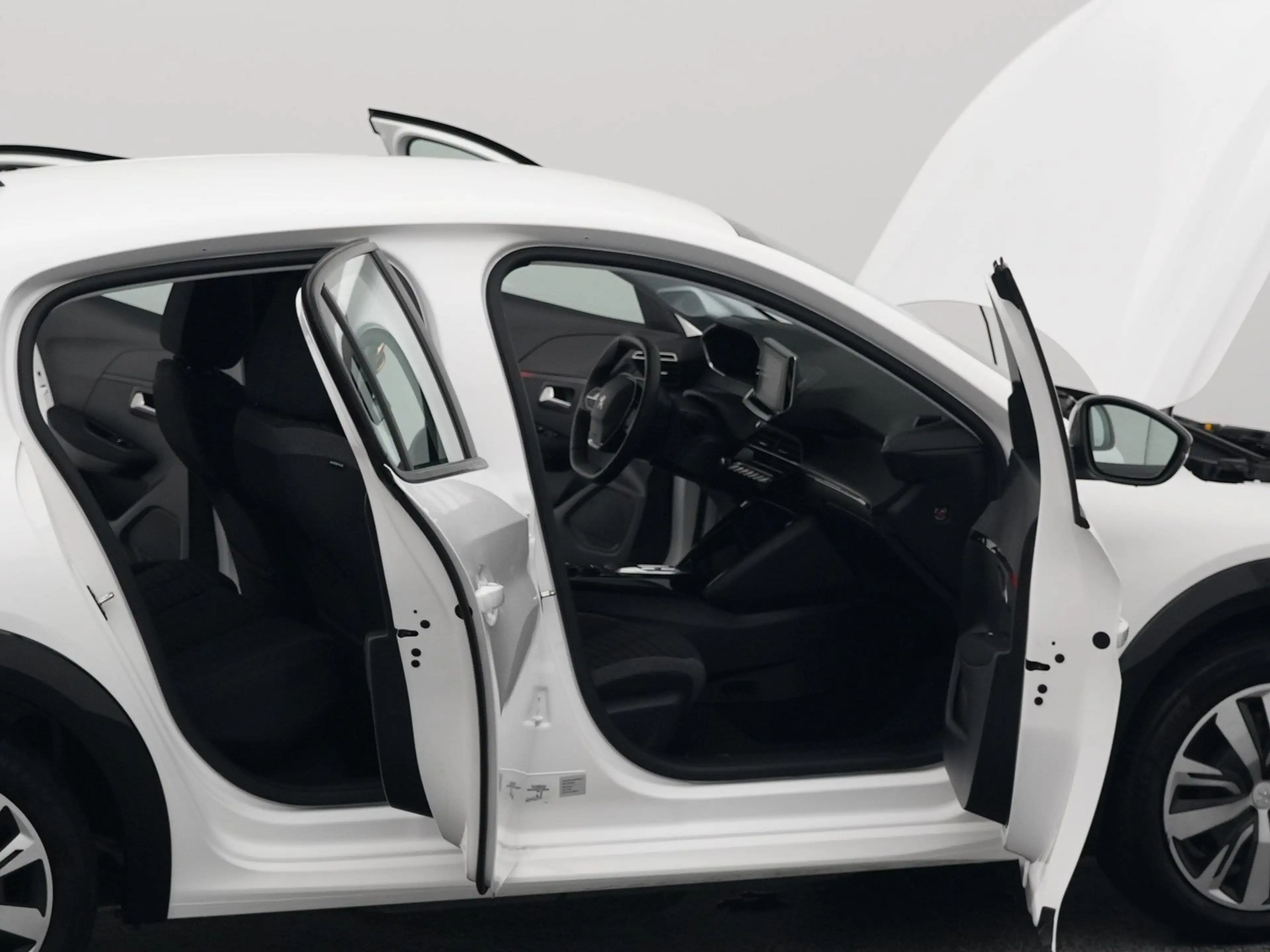 Peugeot e-208 EV Active 50 kWh | CARPLAY — photo 35