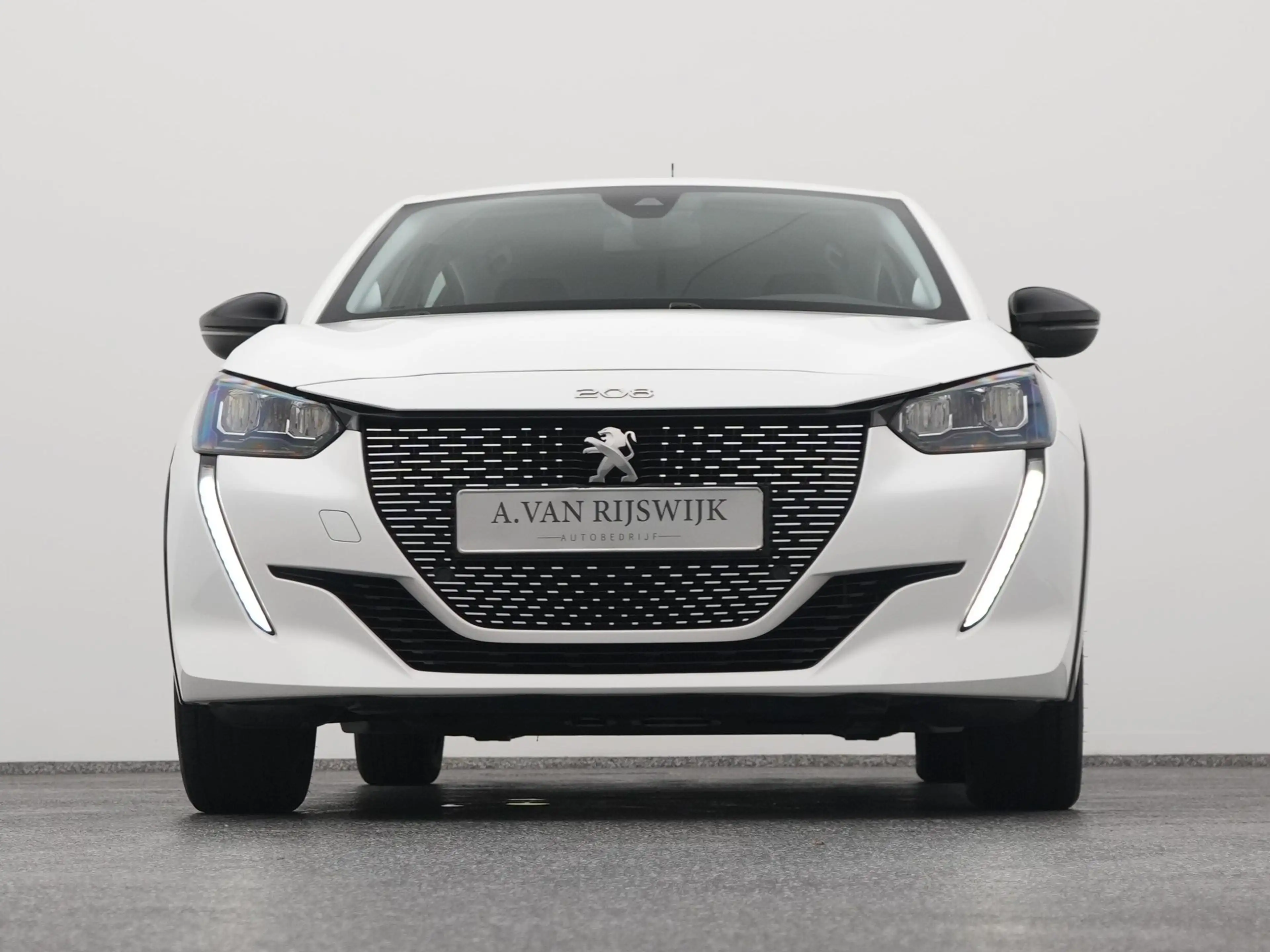 Peugeot e-208 EV Active 50 kWh | CARPLAY — photo 36
