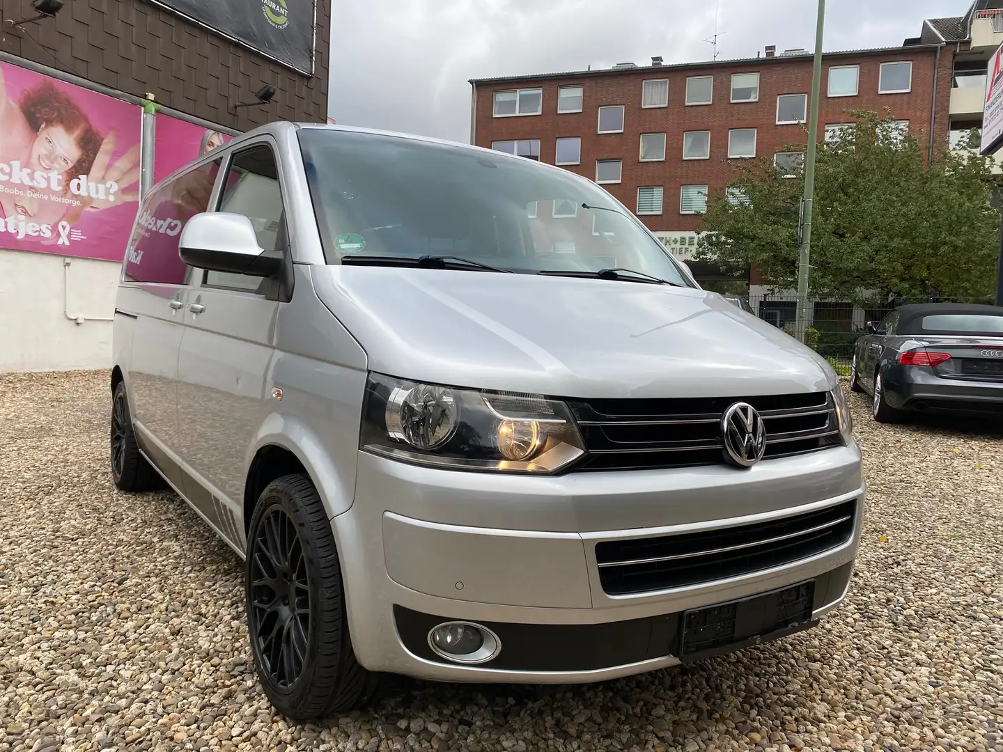 Volkswagen T5 Multivan Silber - 2