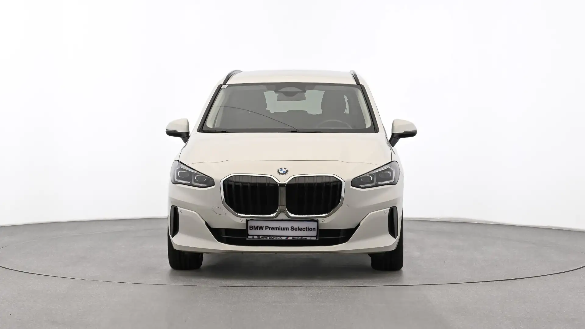 BMW 218 d U06 Weiß - 2