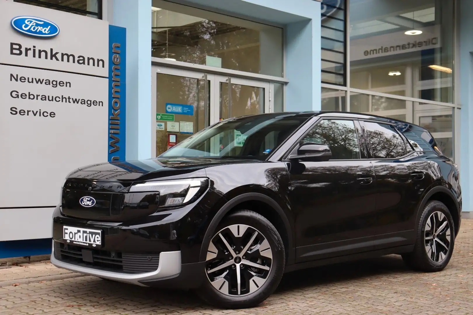 Ford Explorer Extended Range AWD 79 kWh +WÄRMEPUMPE Schwarz - 1