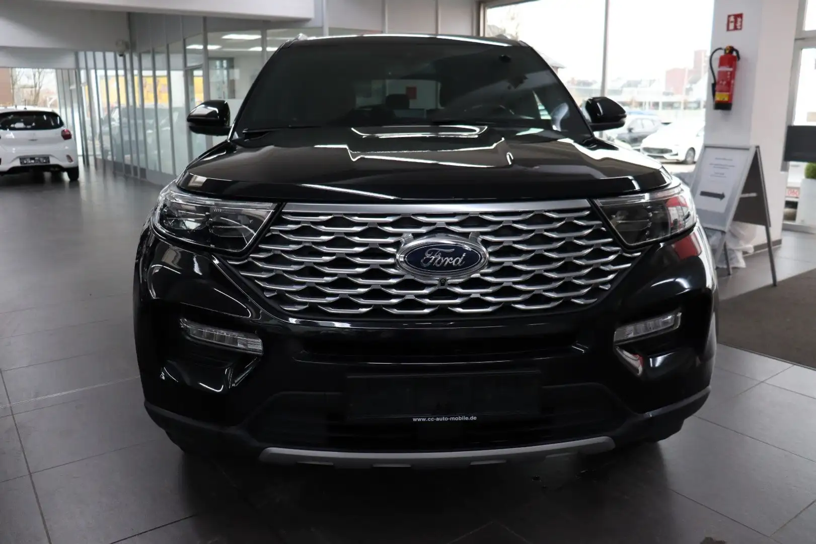 Ford Explorer Platinum PHEV 4x4 Pano Leder Noir - 2