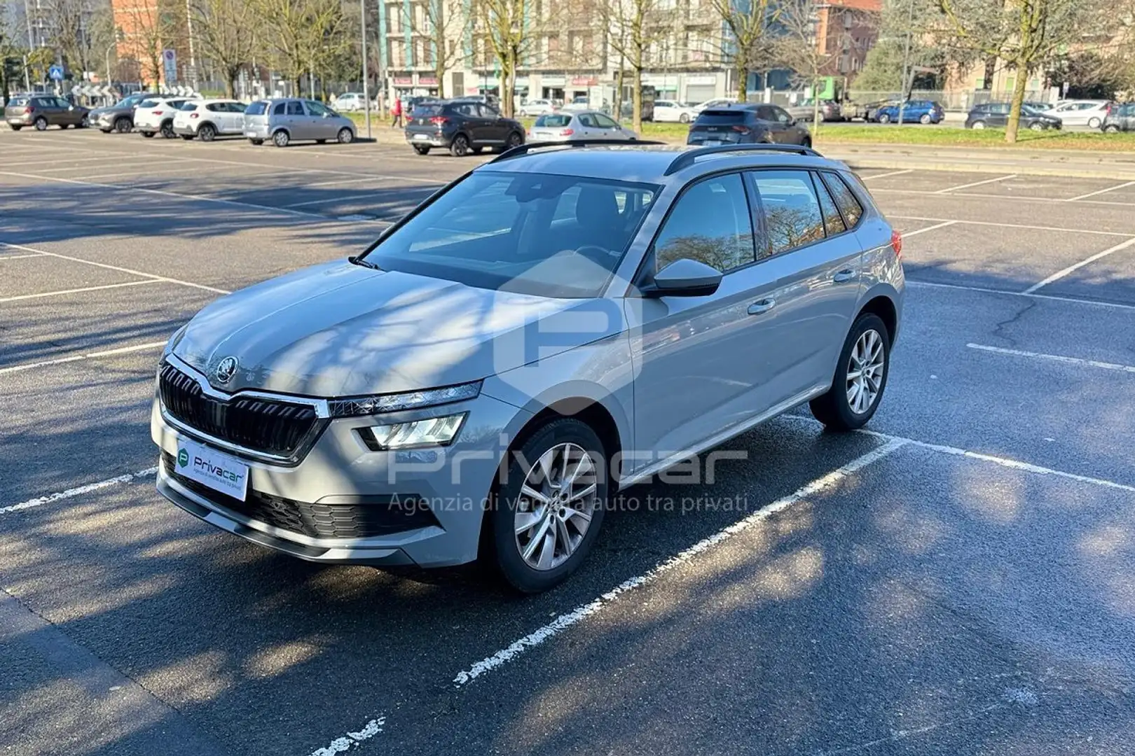 Skoda Kamiq Kamiq 1.0 TSI 110 CV Ambition Plateado - 1