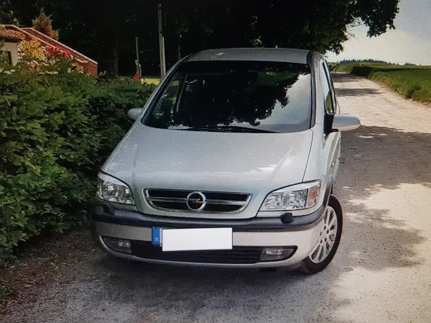 Opel Zafira Zafira 1.8 Executive Silber - 1