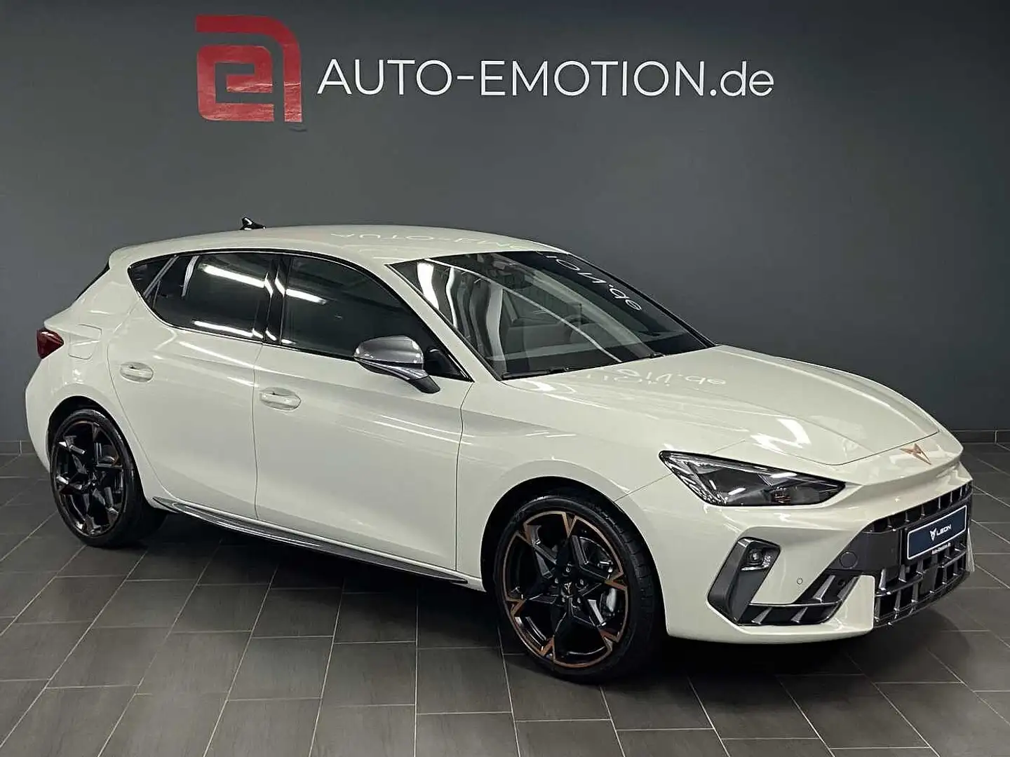 CUPRA Leon 1.5 eTSI DSG*FACELIFT*Sennheiser* Grau - 2