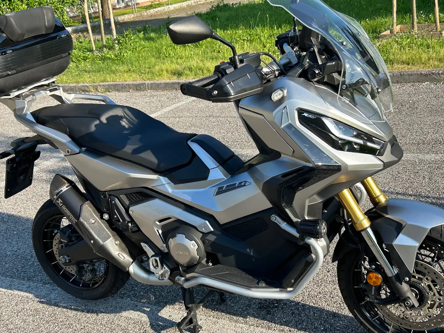 Honda X-ADV Gravel Argento - 2