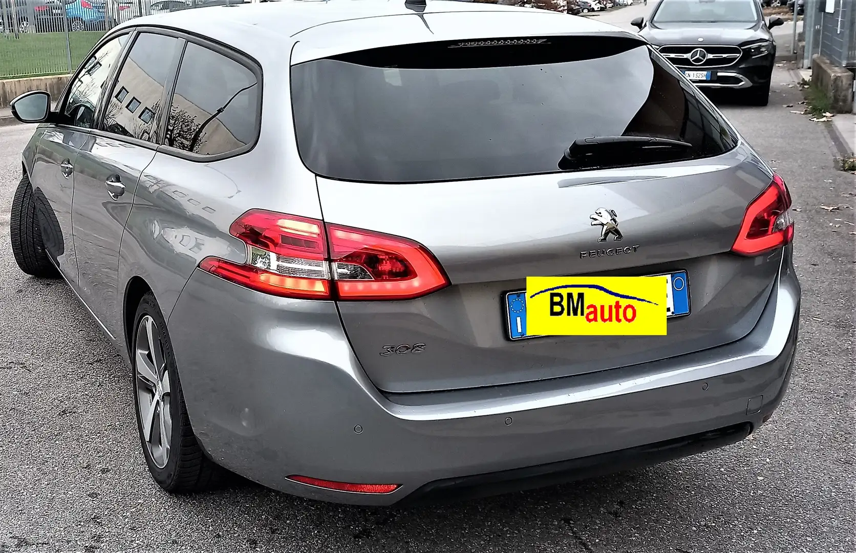 Peugeot 308 308 II 2018 SW SW 1.5 bluehdi Style s Grigio - 2