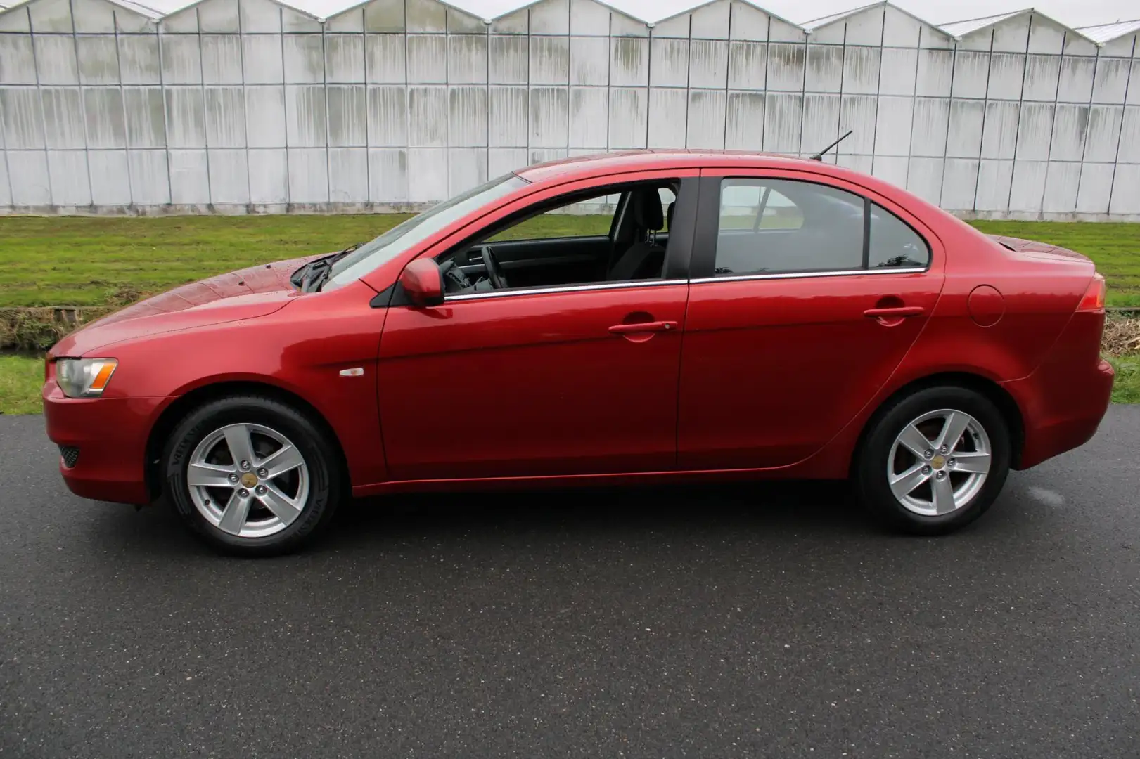 Mitsubishi Lancer Sports Sedan 1.8 Invite Rouge - 2