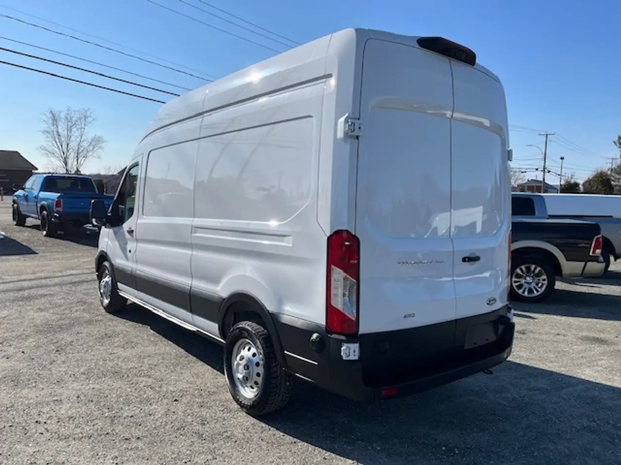 Ford Transit Cargo Van снимка Ford Transit Cargo Van